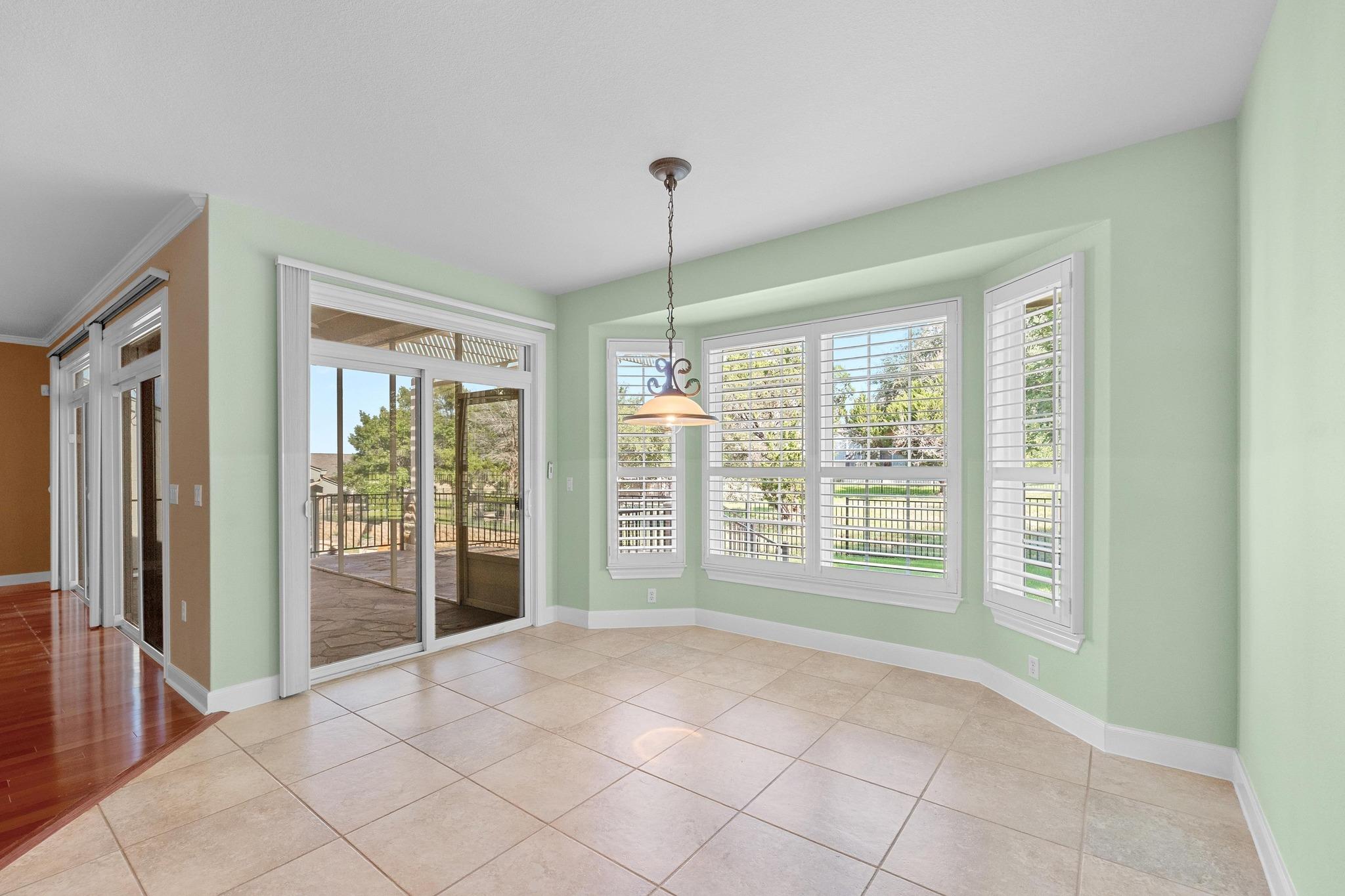 416 Palmetto Dr, Georgetown, TX 78633