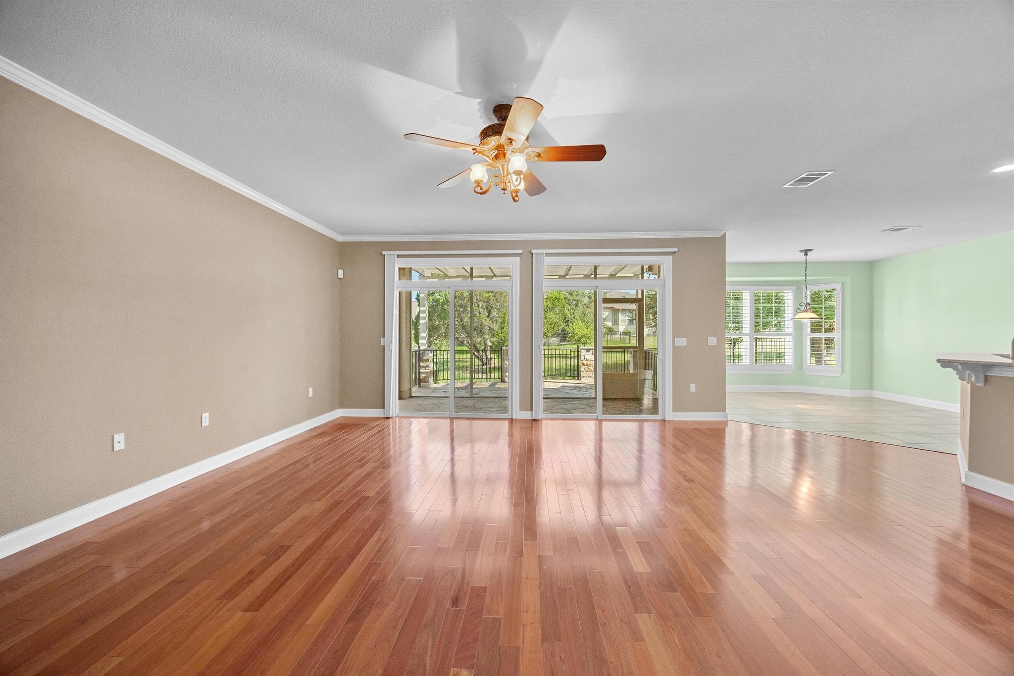 416 Palmetto Dr, Georgetown, TX 78633