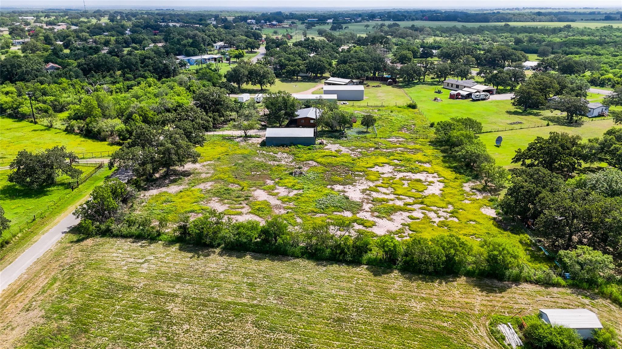 275 & 279 Cross Rd, Kingsbury, TX 78638