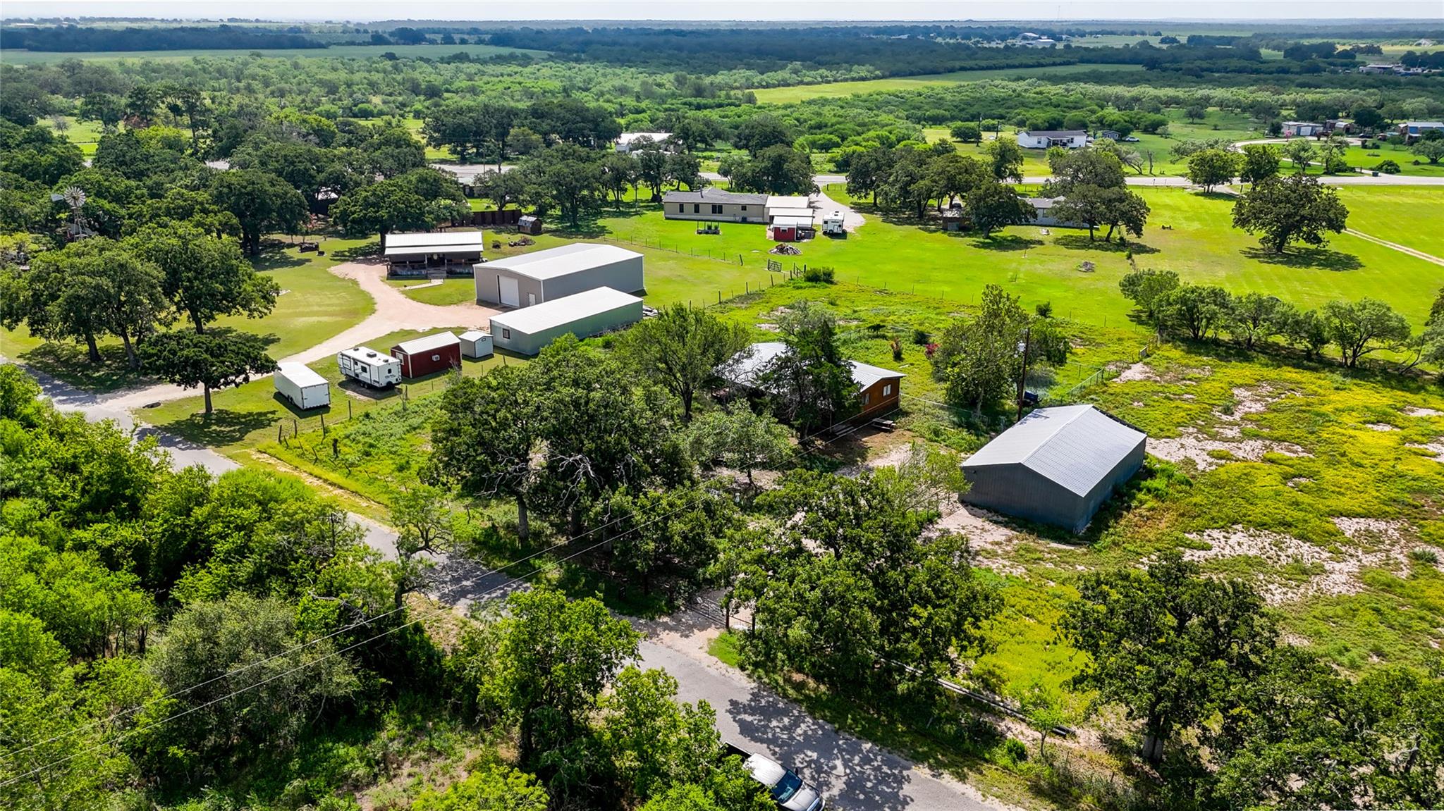 275 & 279 Cross Rd, Kingsbury, TX 78638