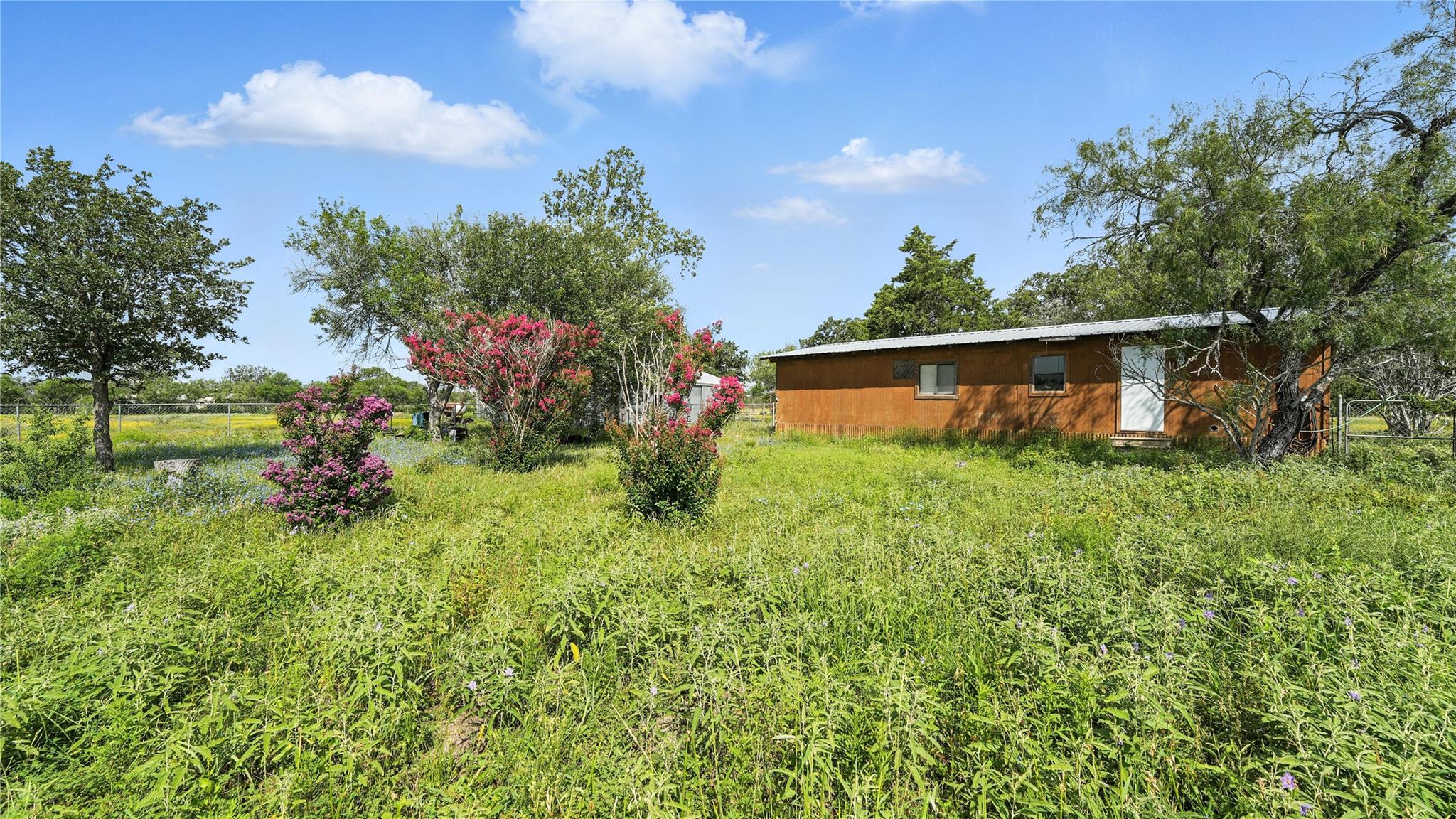 275 & 279 Cross Rd, Kingsbury, TX 78638