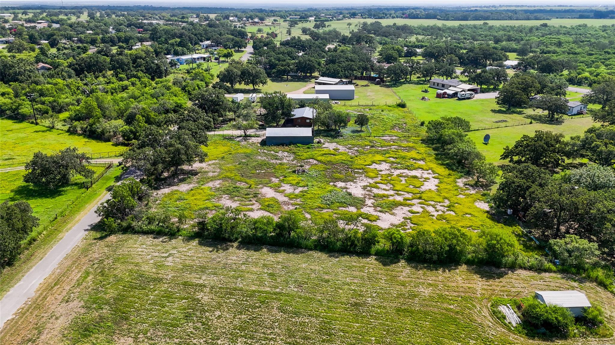 275 & 279 Cross Rd, Kingsbury, TX 78638