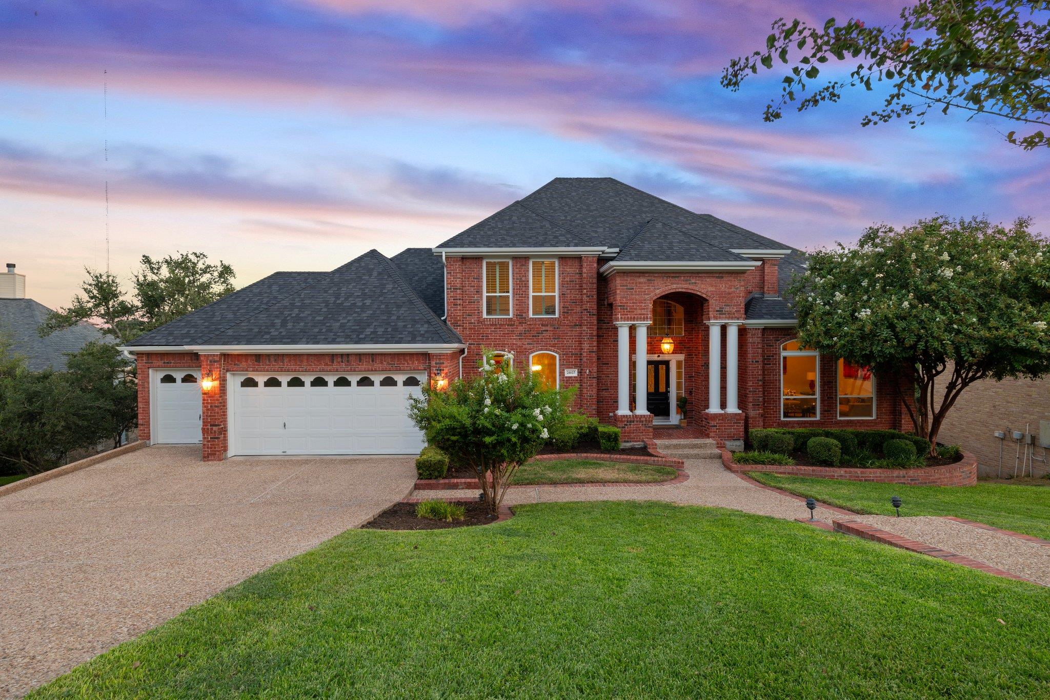 2807 Round Table Rd, Austin, TX 78746