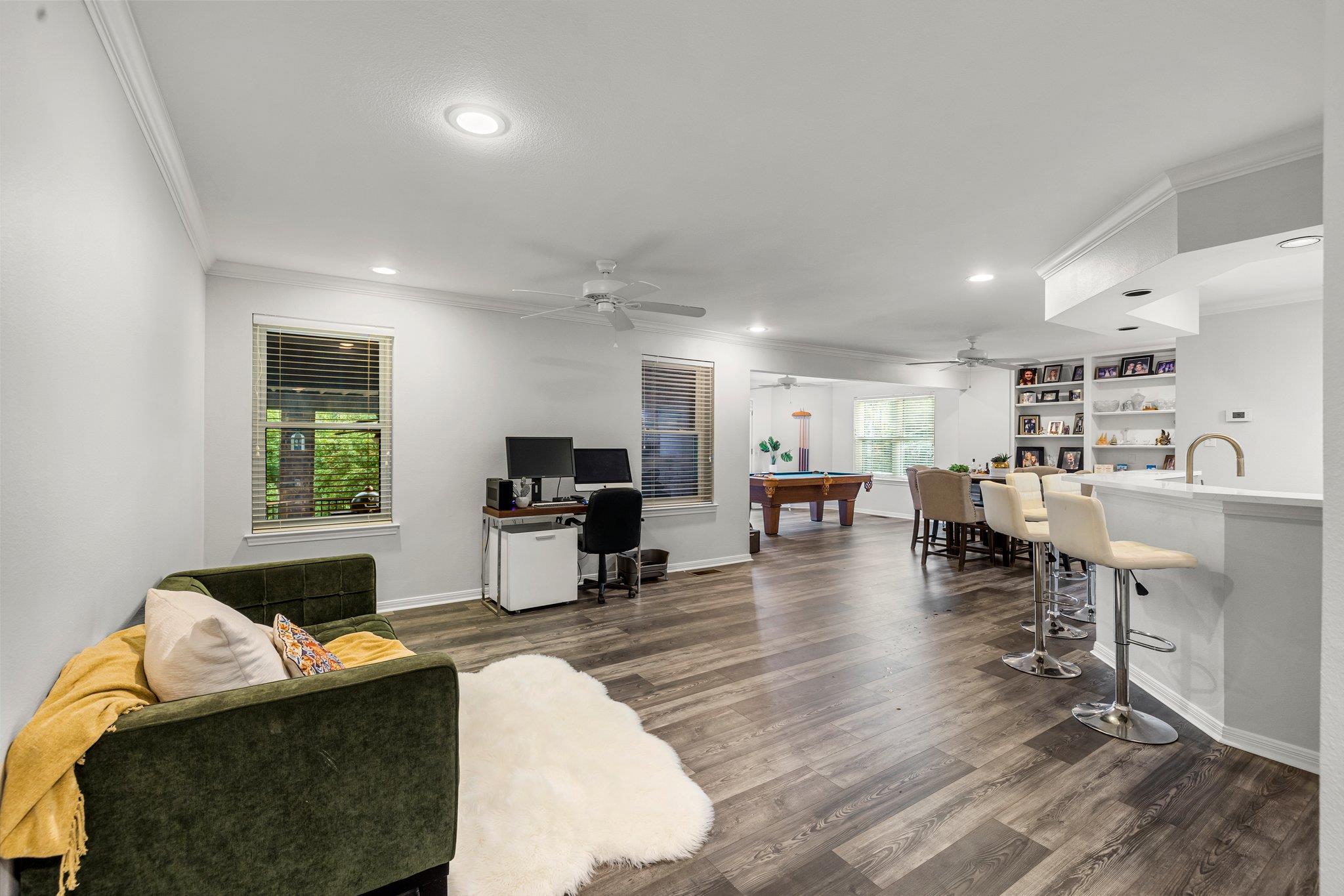 2807 Round Table Rd, Austin, TX 78746