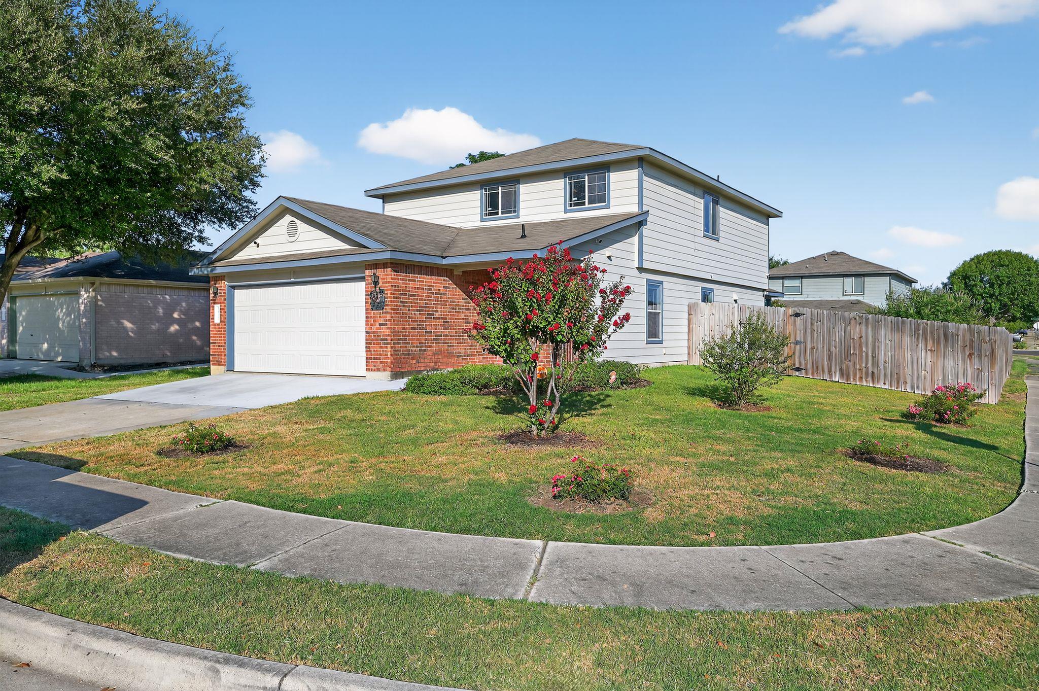 5900 Los Dios Pl, Del Valle, TX 78617