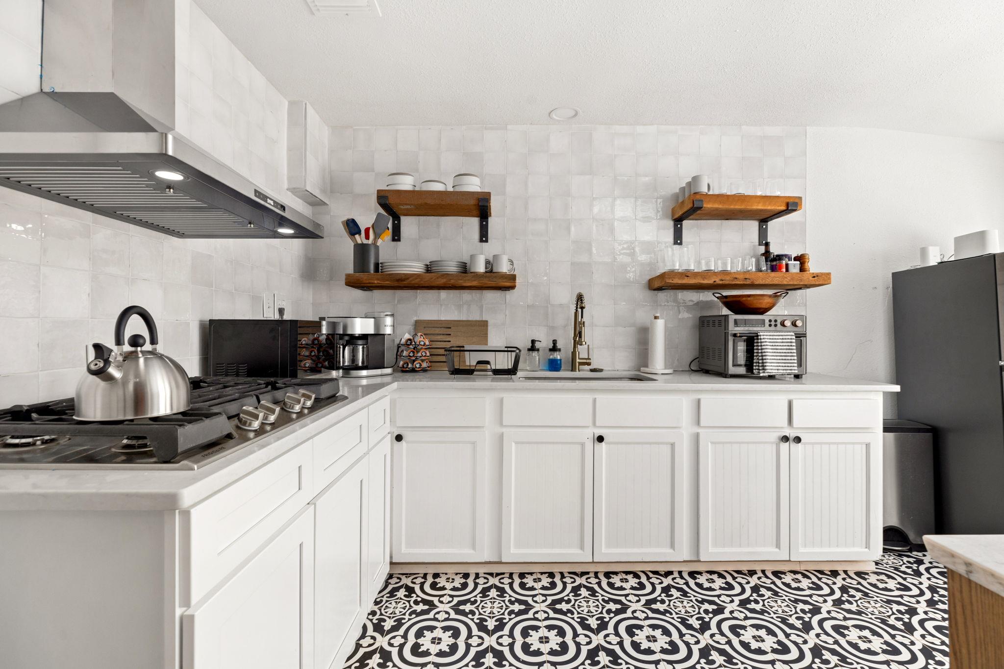 110 E Craig Pl # 2, San Antonio, TX 78212