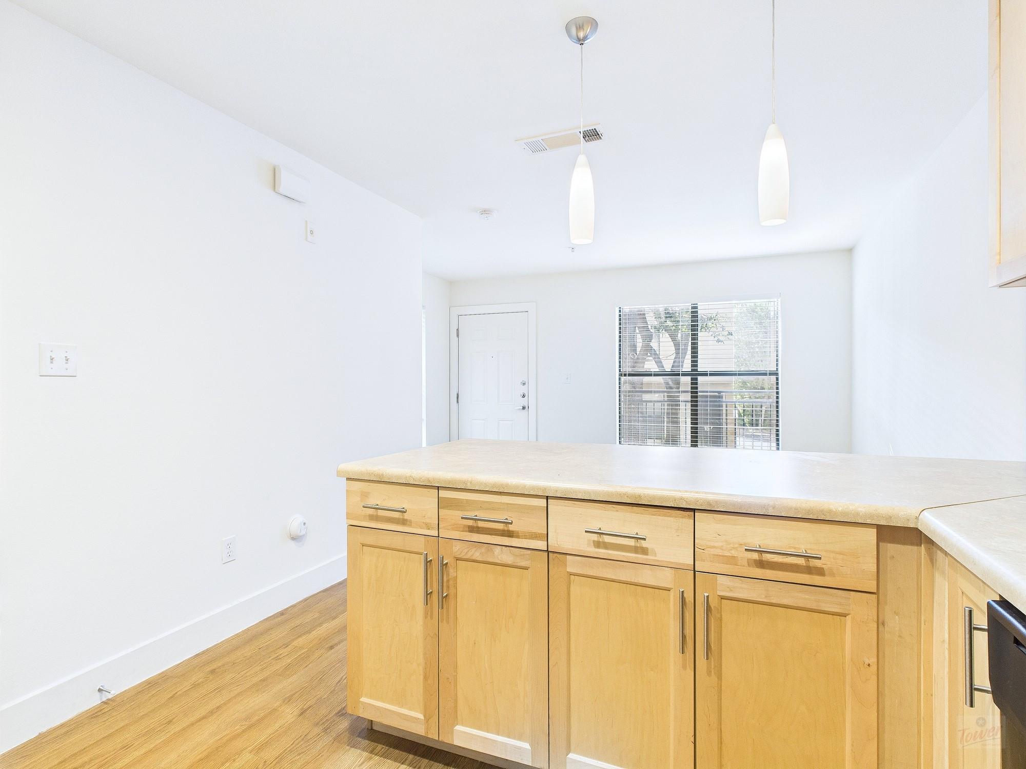 711 W 32nd St # 126, Austin, TX 78705