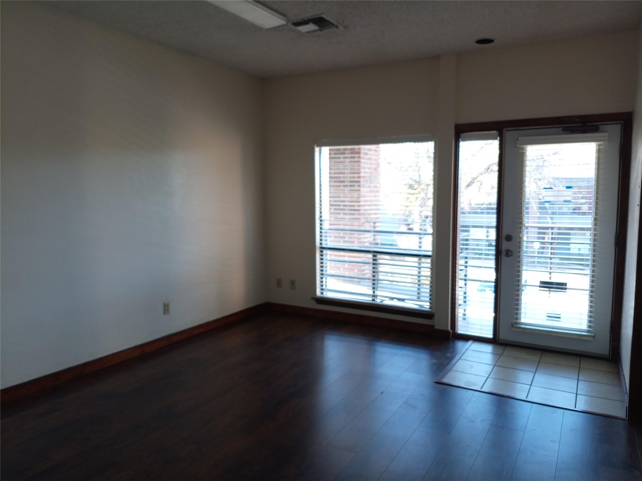 3355 Bee Caves #307 Rd # 307, West Lake Hills, TX 78746