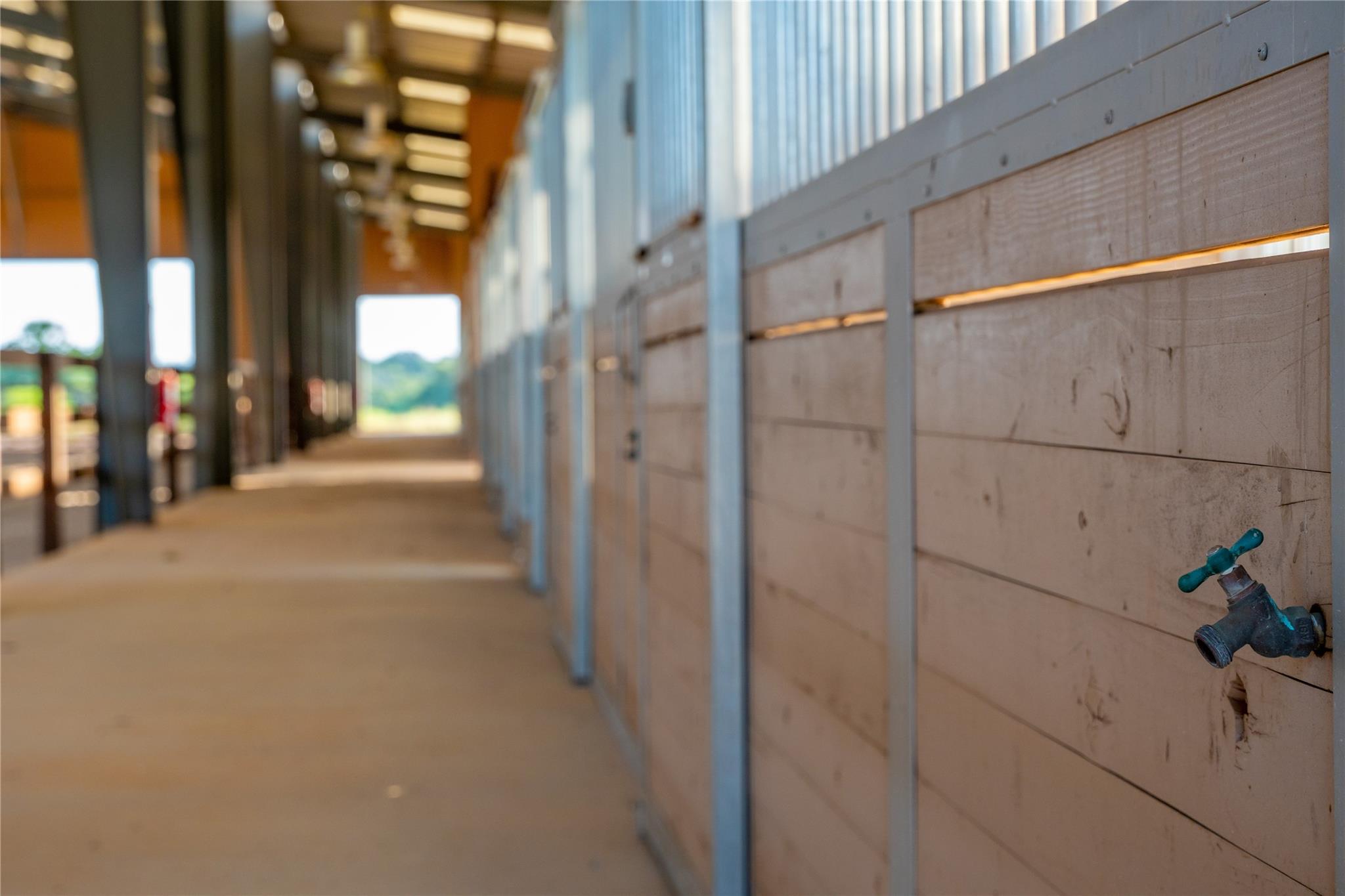 000 RR # 1323, Johnson City, TX 78636