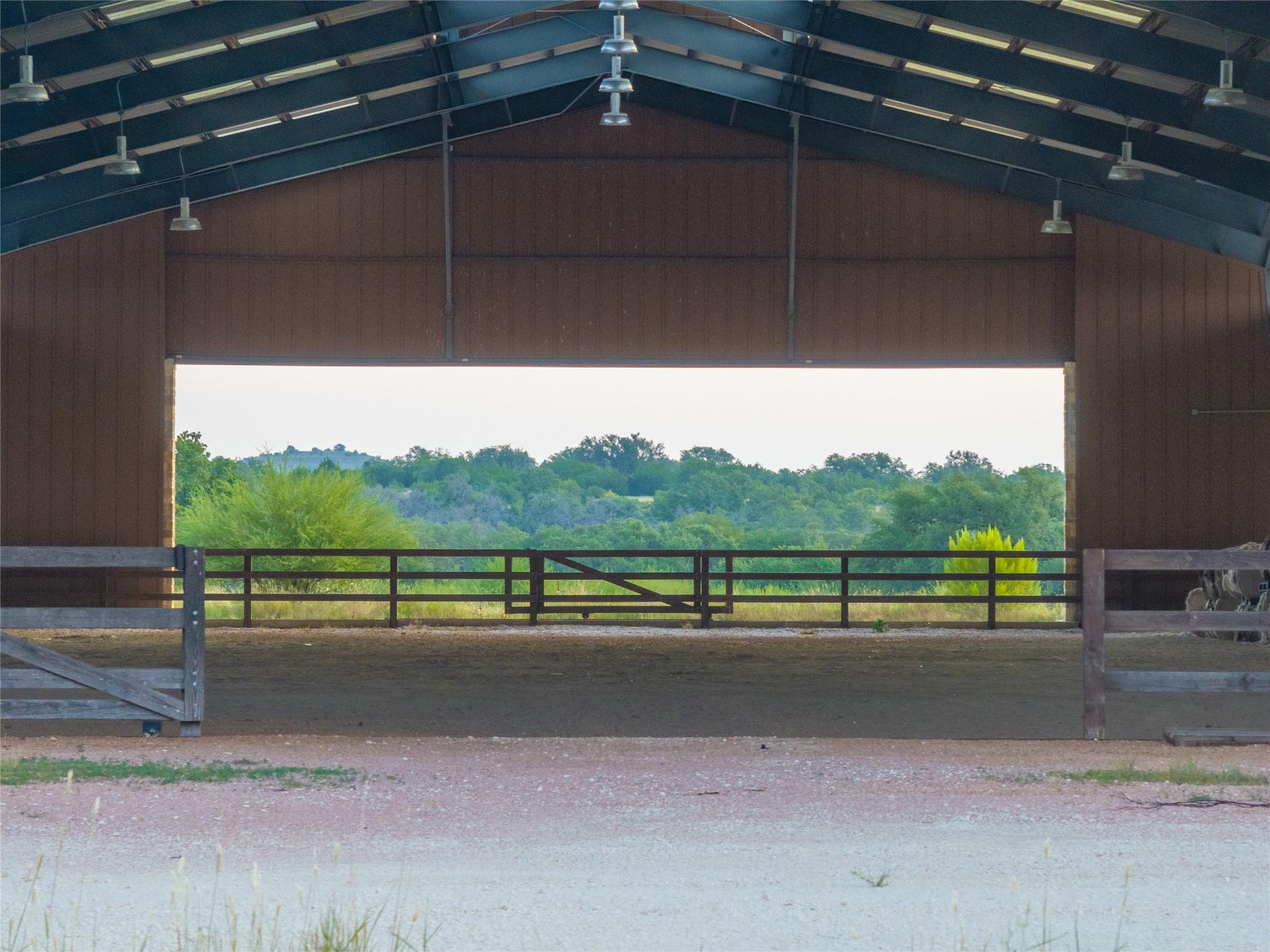 000 RR # 1323, Johnson City, TX 78636