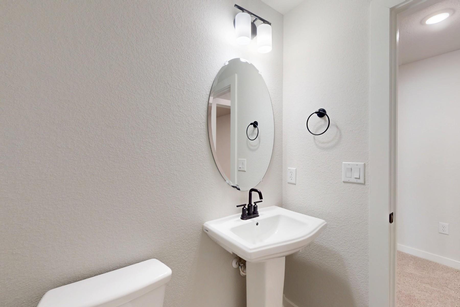 3917 Waxahachie Rd, Leander, TX 78641