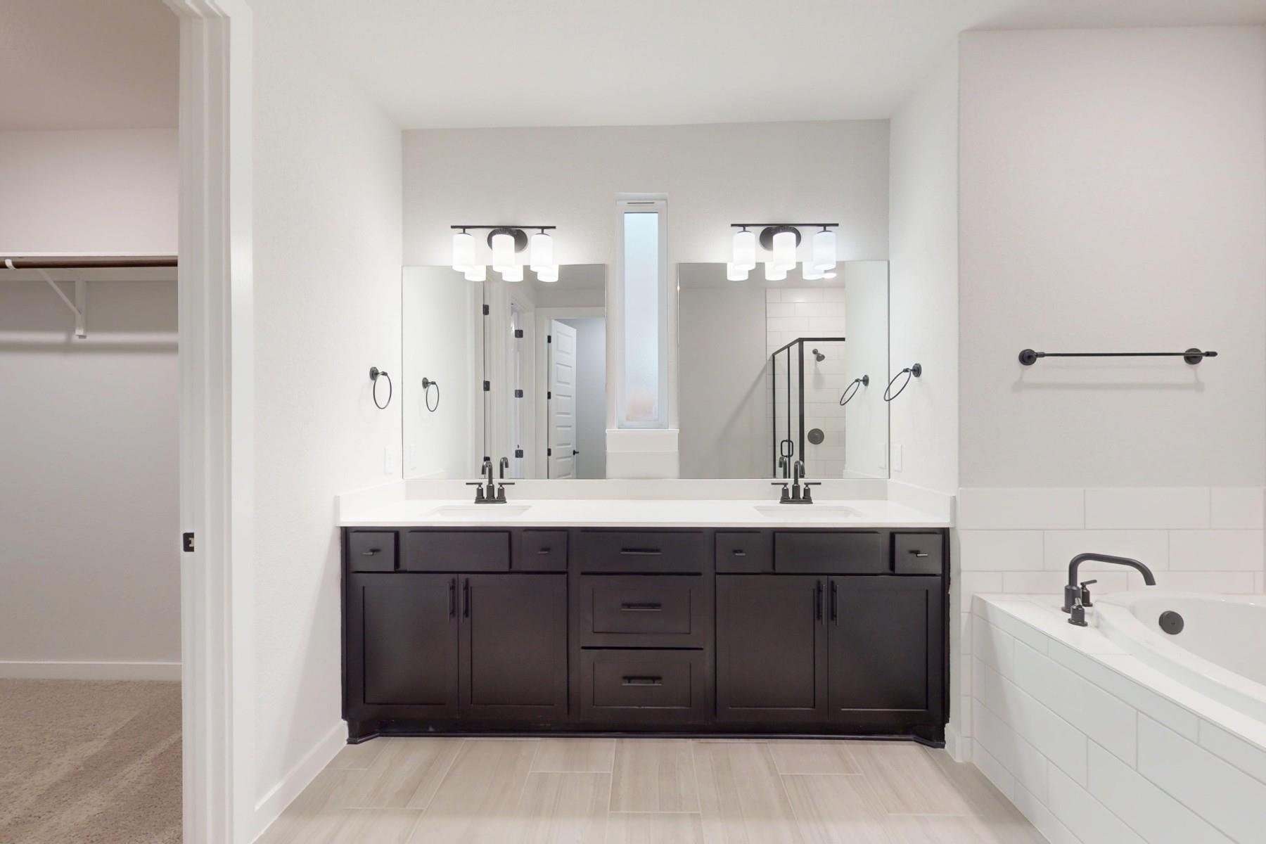 3917 Waxahachie Rd, Leander, TX 78641