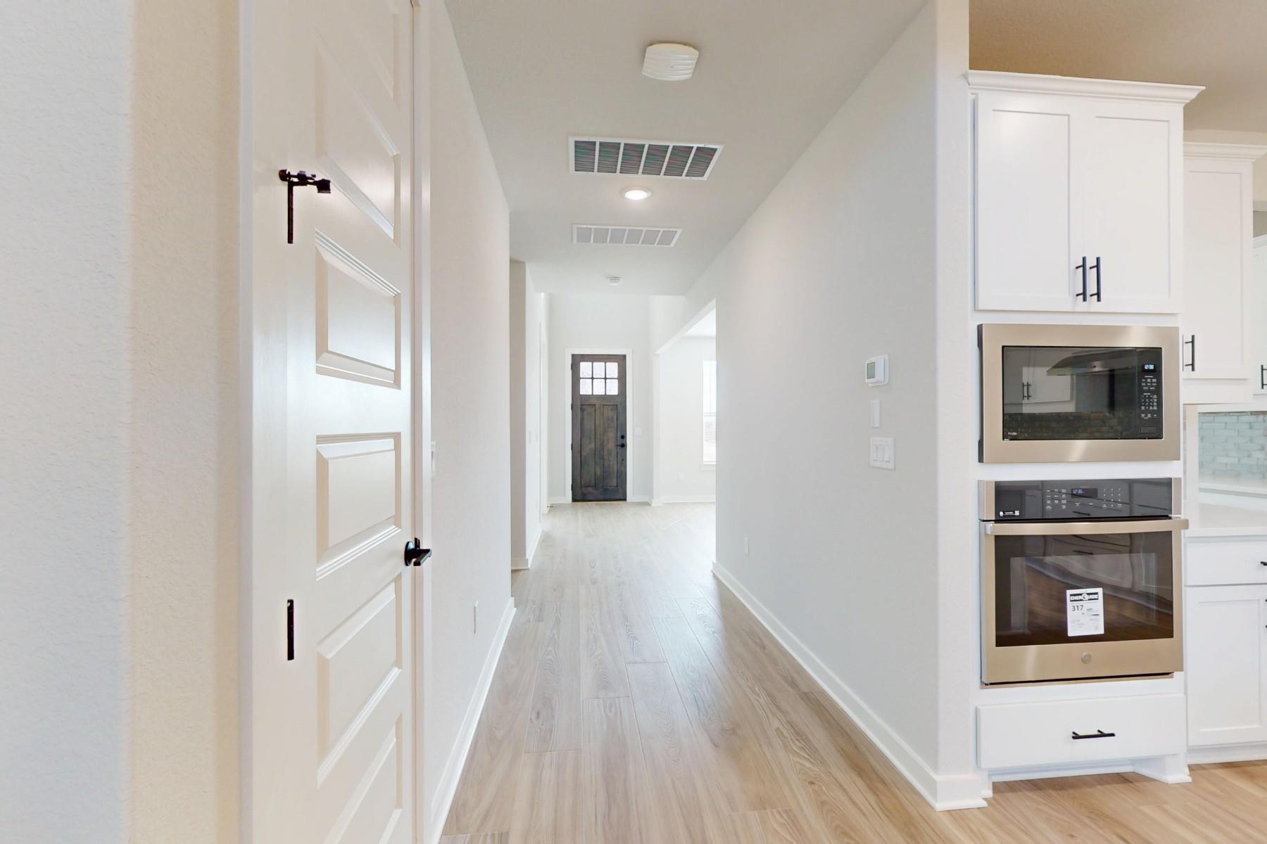 3917 Waxahachie Rd, Leander, TX 78641