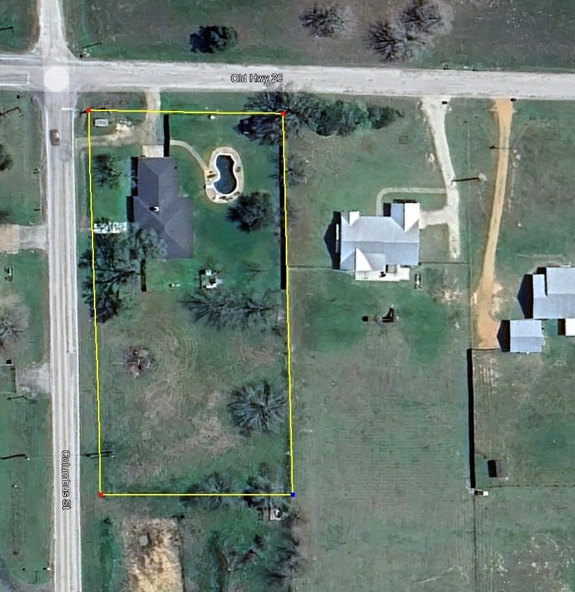 175 Columbus St, McDade, TX 78650