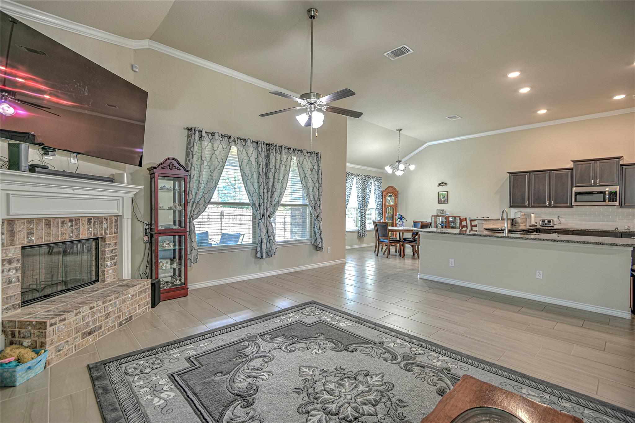 4402 Guildford Dr, Belton, TX 76513