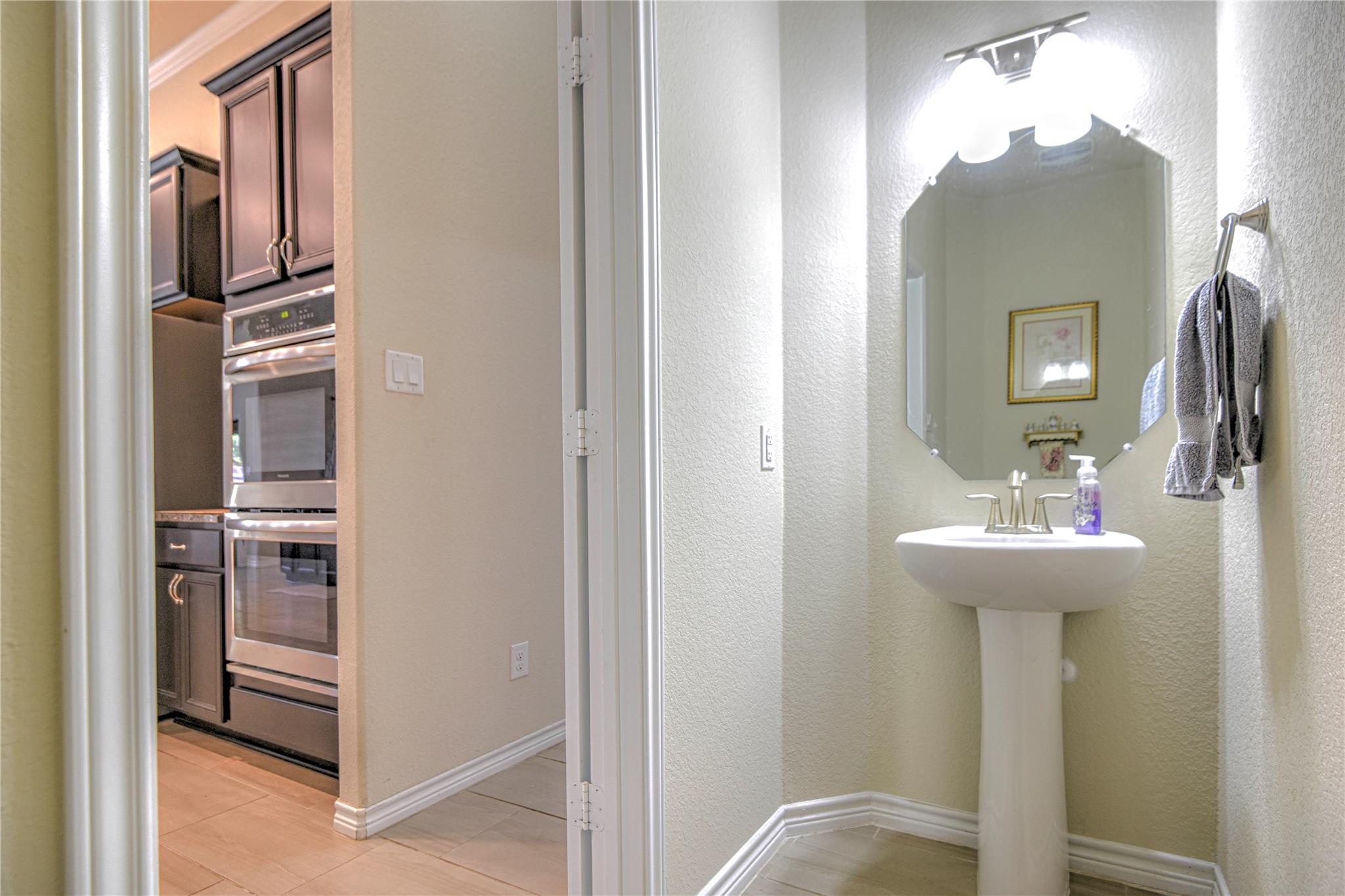 4402 Guildford Dr, Belton, TX 76513