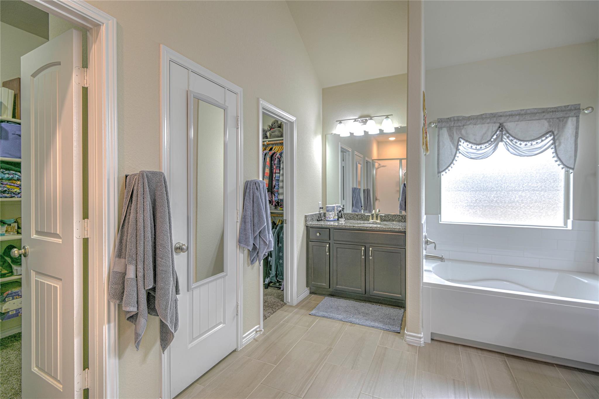 4402 Guildford Dr, Belton, TX 76513