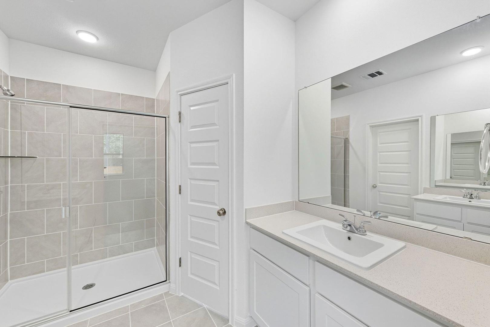 320 Bendecido Loop, Elgin, TX 78621