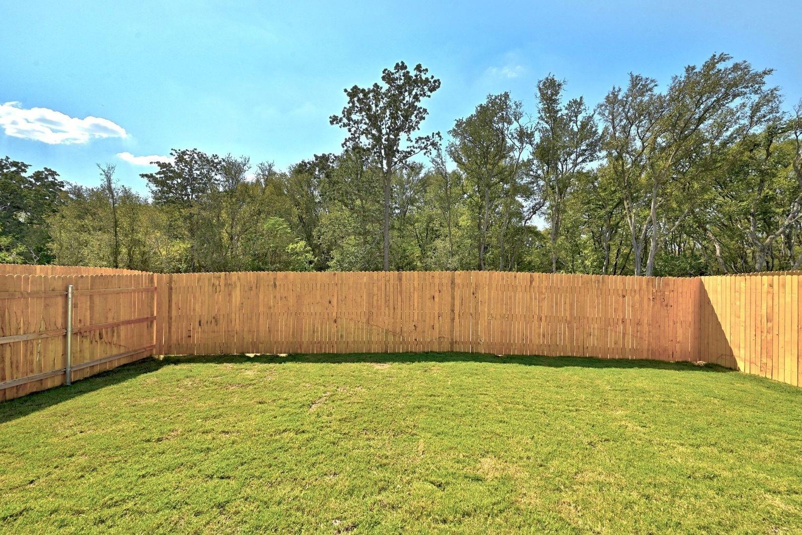 320 Bendecido Loop, Elgin, TX 78621