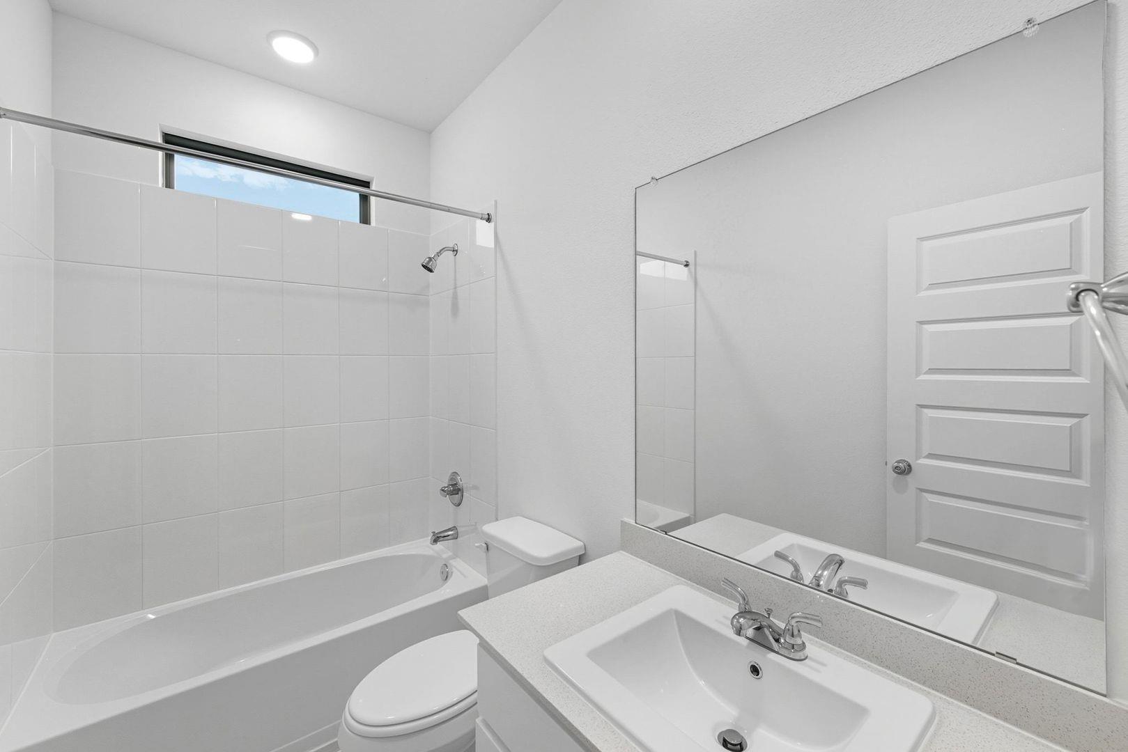 320 Bendecido Loop, Elgin, TX 78621