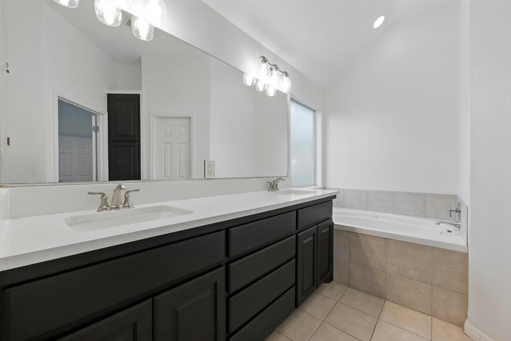 2916 Chisholm Trl, Austin, TX 78734