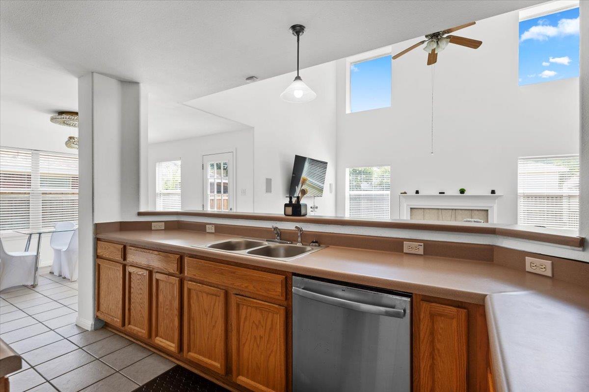 11724 Dunfries Ln, Austin, TX 78754