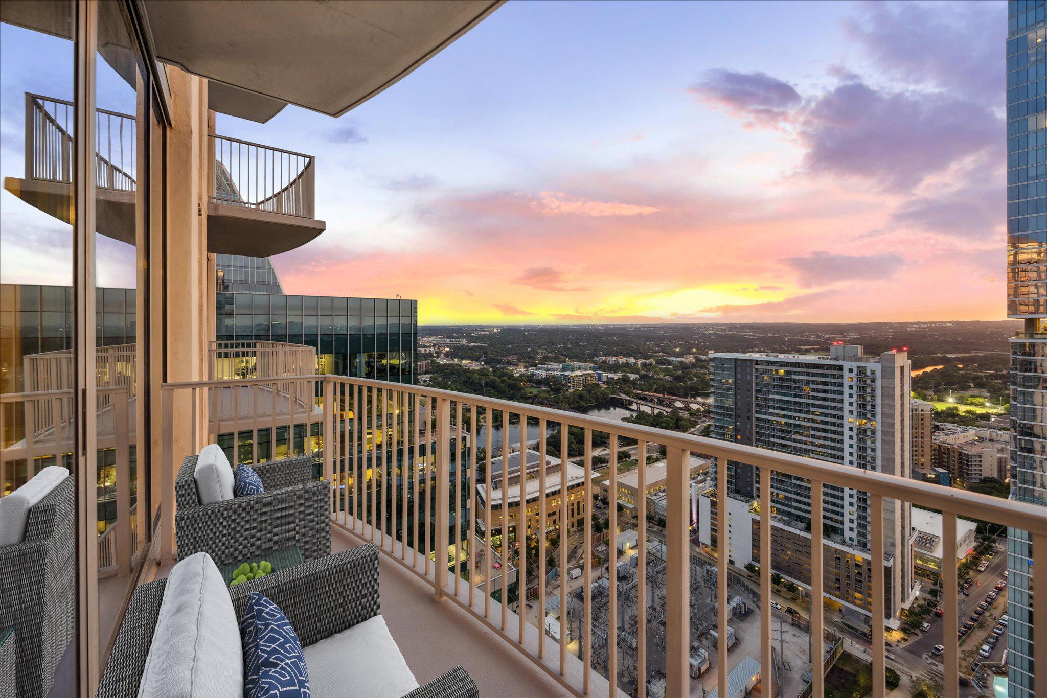 360 Nueces St # 3504, Austin, TX 78701