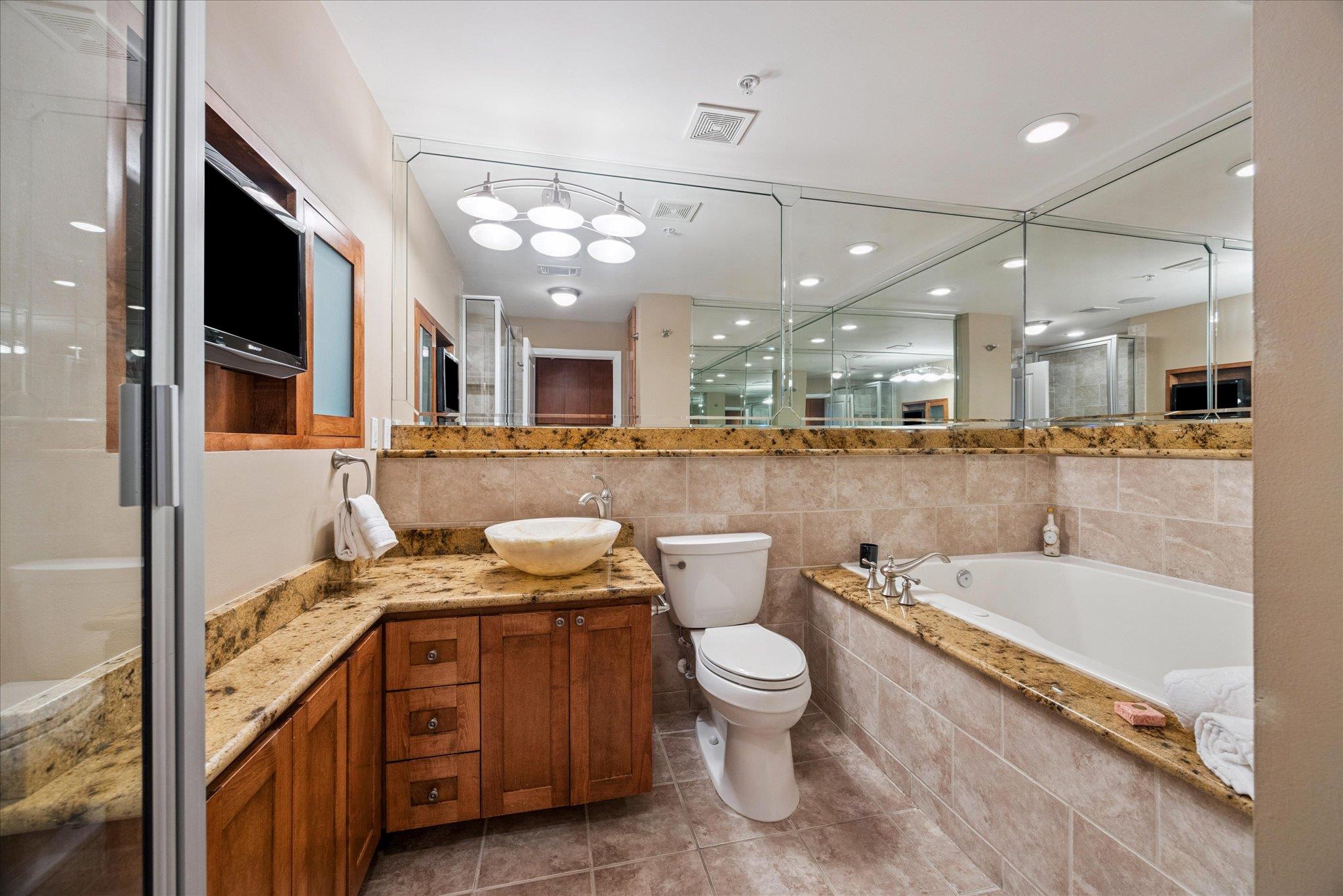 360 Nueces St # 3504, Austin, TX 78701