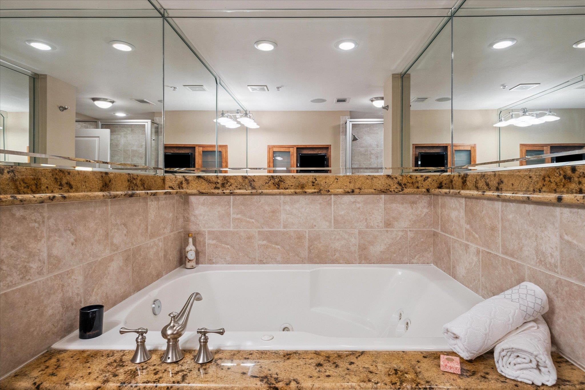 360 Nueces St # 3504, Austin, TX 78701