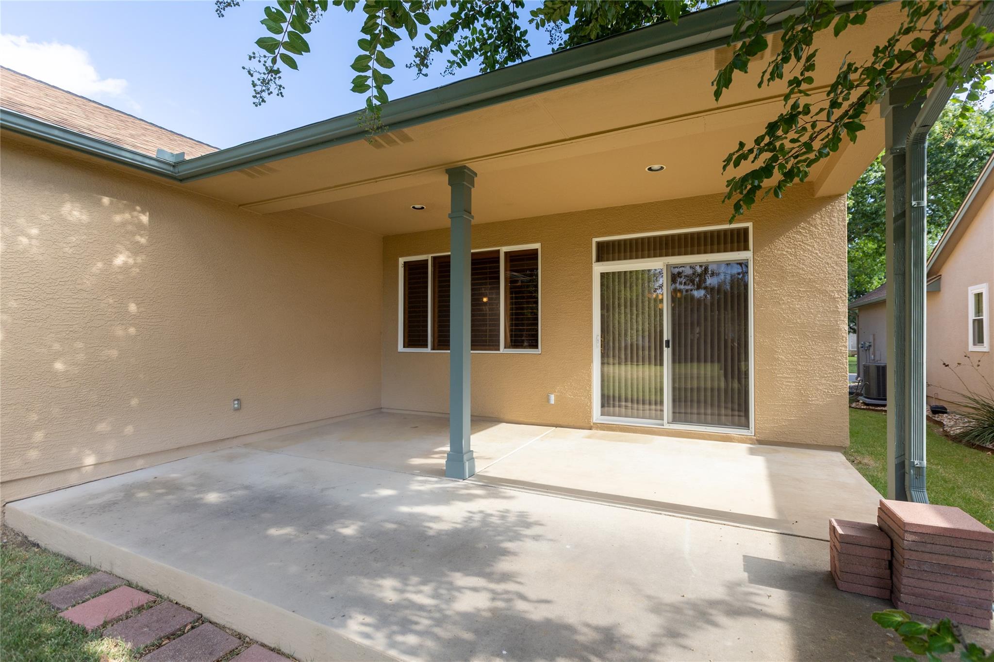 117 Dewberry Dr, Georgetown, TX 78633