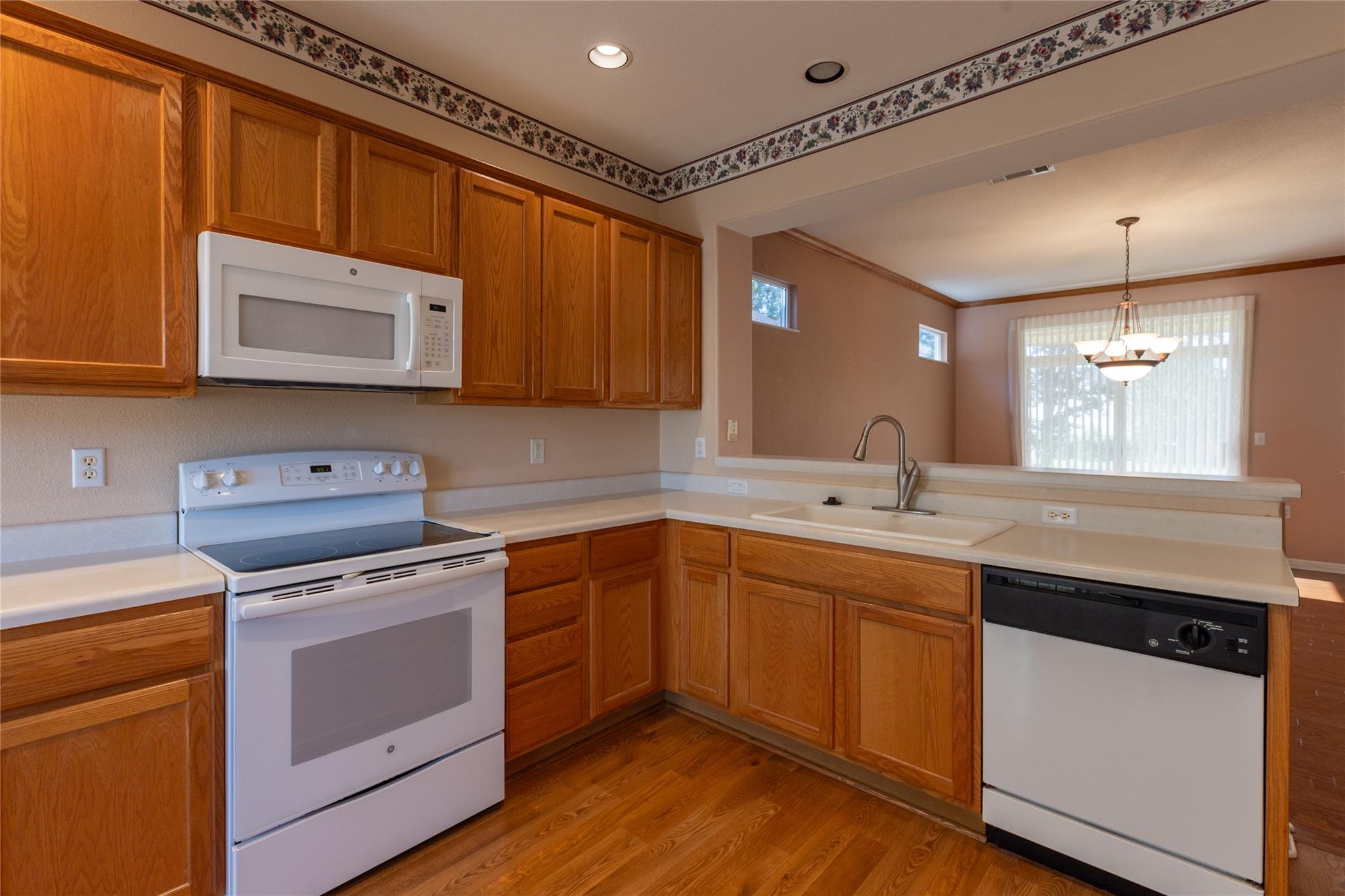 117 Dewberry Dr, Georgetown, TX 78633