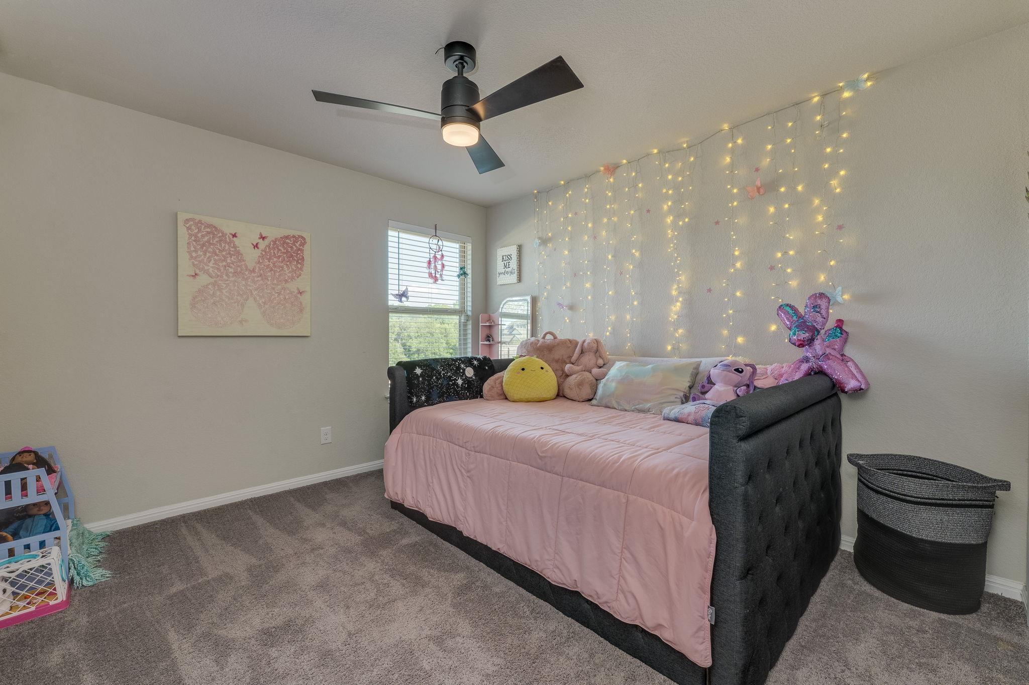 217 Little Draw Ln, Leander, TX 78641