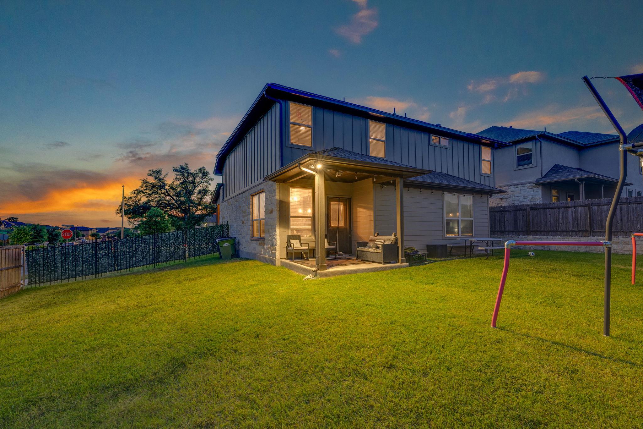 217 Little Draw Ln, Leander, TX 78641