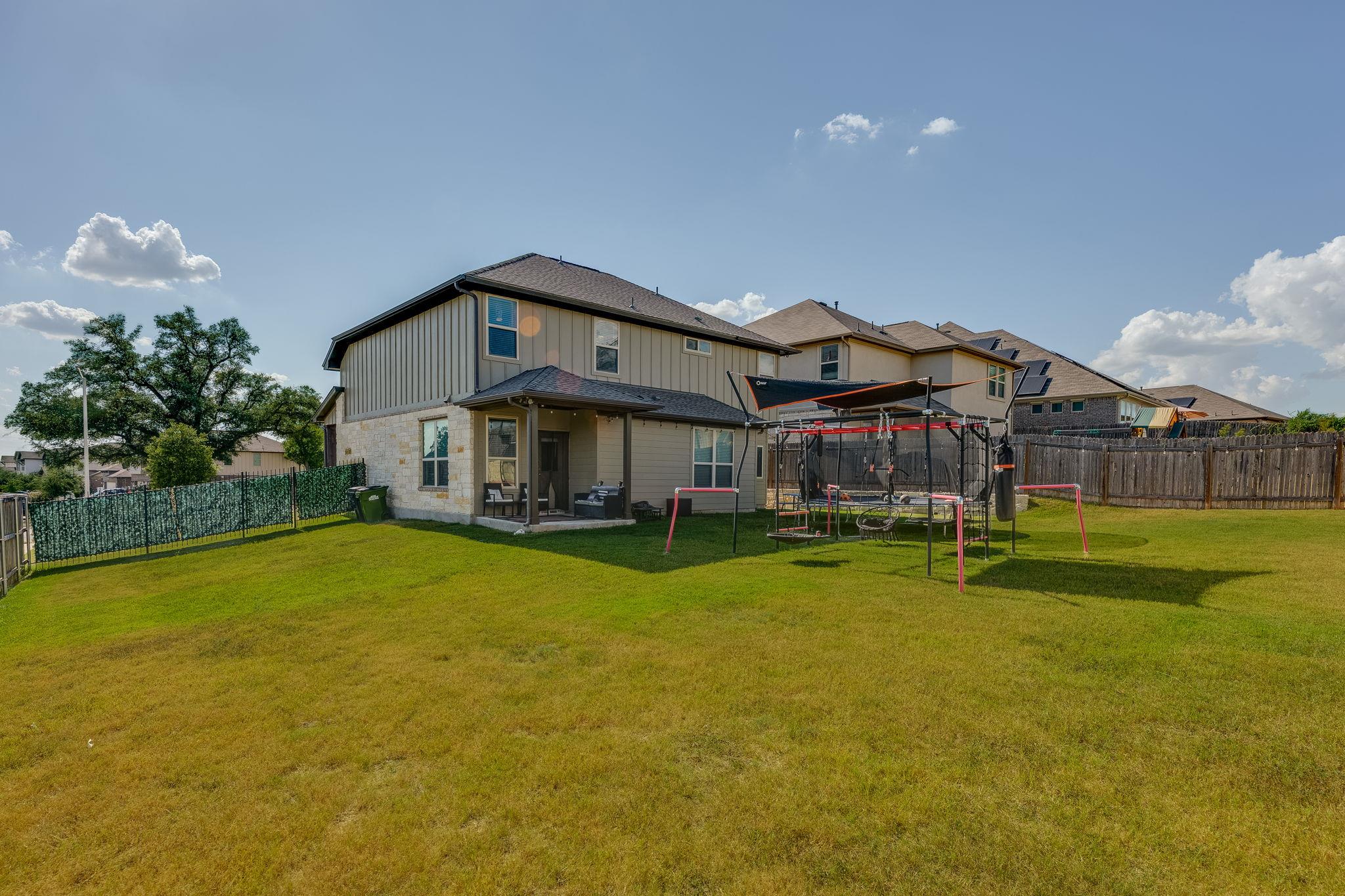 217 Little Draw Ln, Leander, TX 78641
