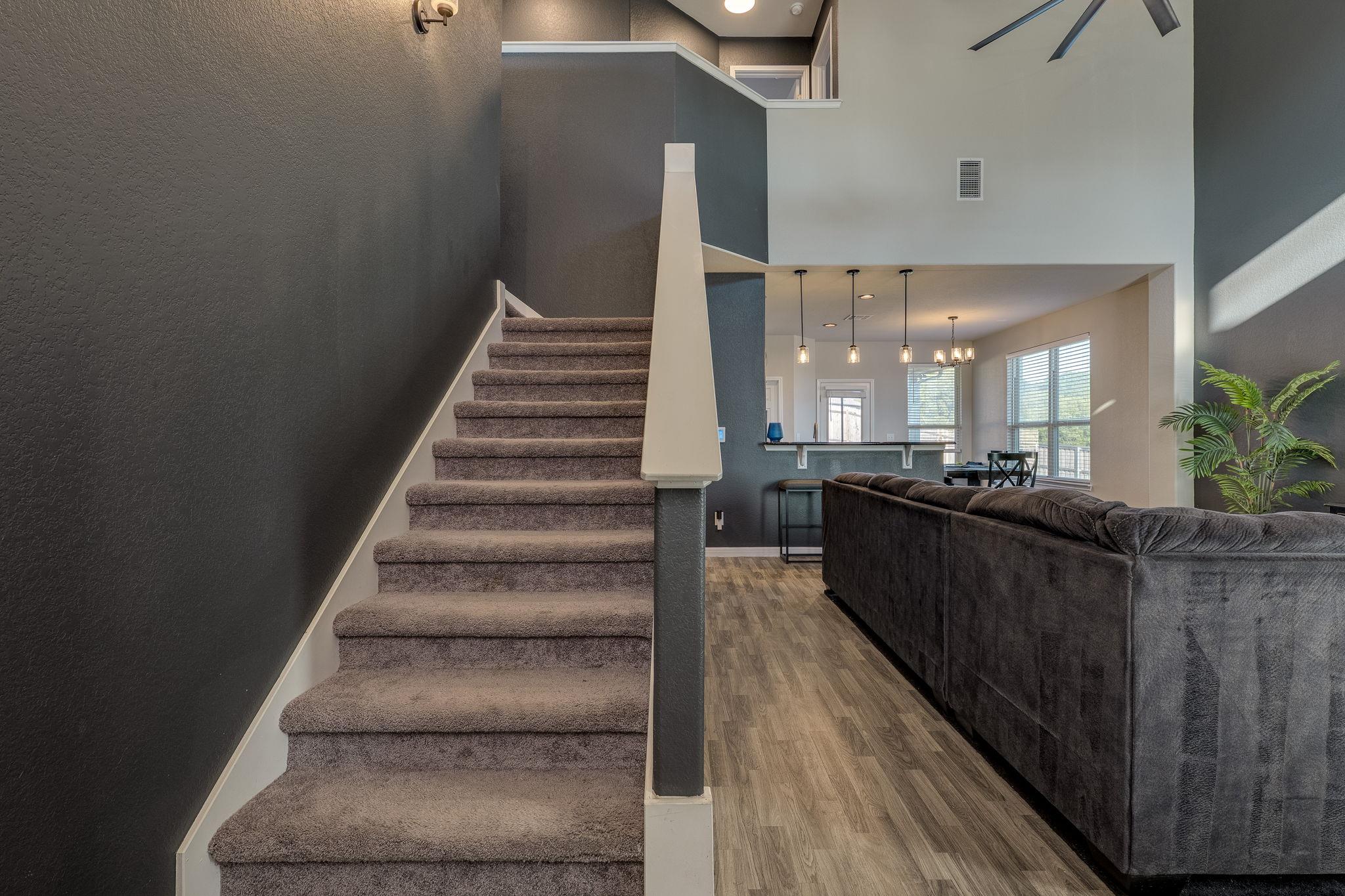 217 Little Draw Ln, Leander, TX 78641