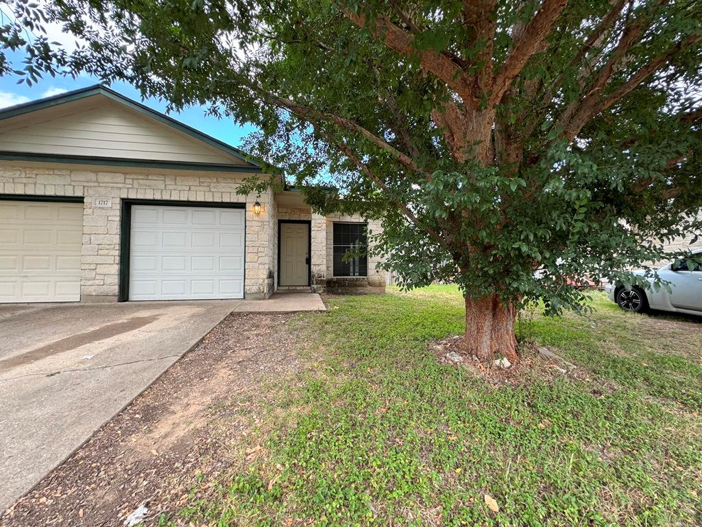 1717 Constantino Cir # B, Austin, TX 78745