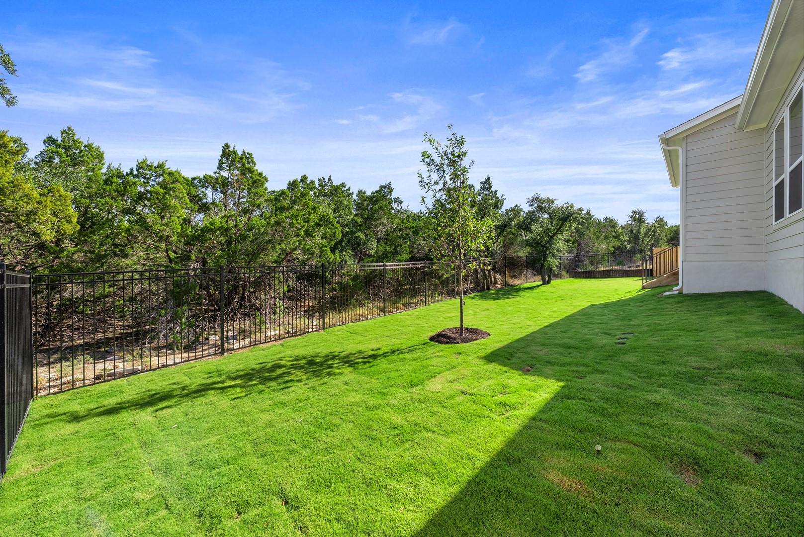 258 Cactus Wren Ct, Dripping Springs, TX 78620
