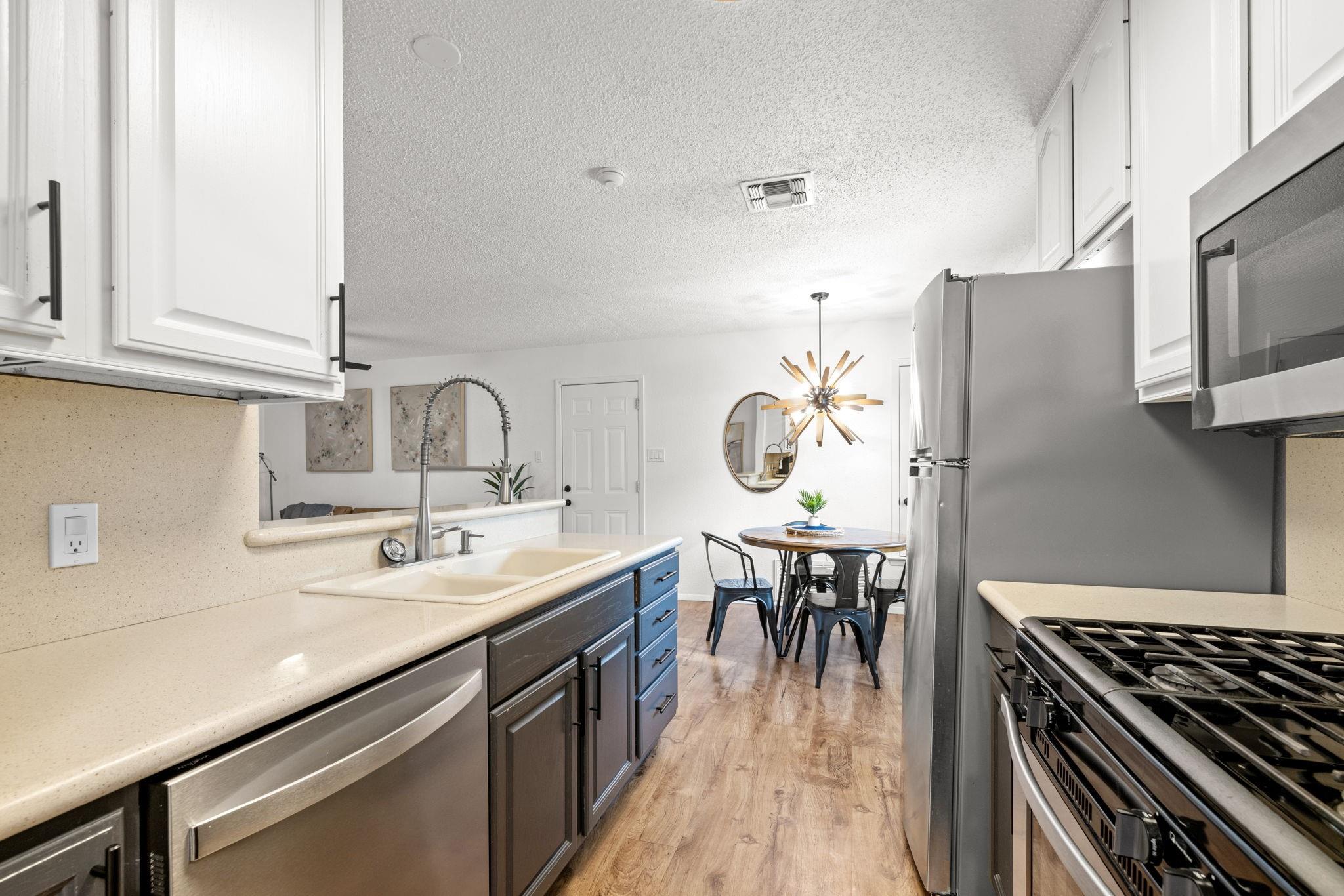 1908 Denfield Dr, Round Rock, TX 78664