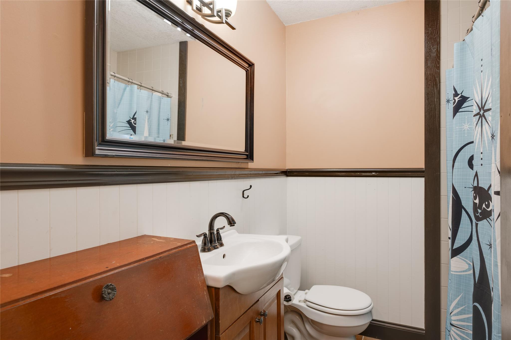 806 Barbara Dr, San Marcos, TX 78666