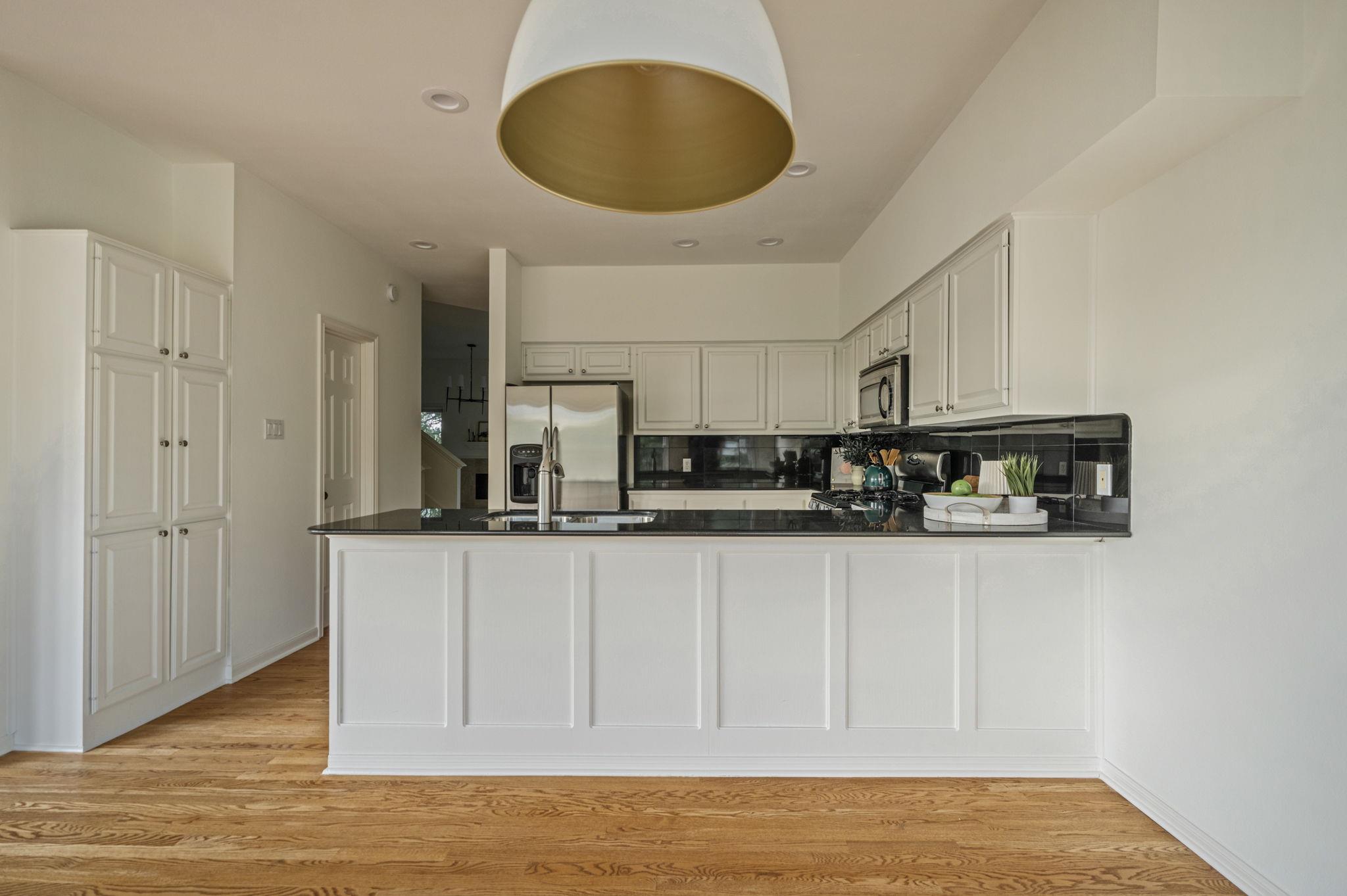 6010 Long Champ Ct # 113, Austin, TX 78746