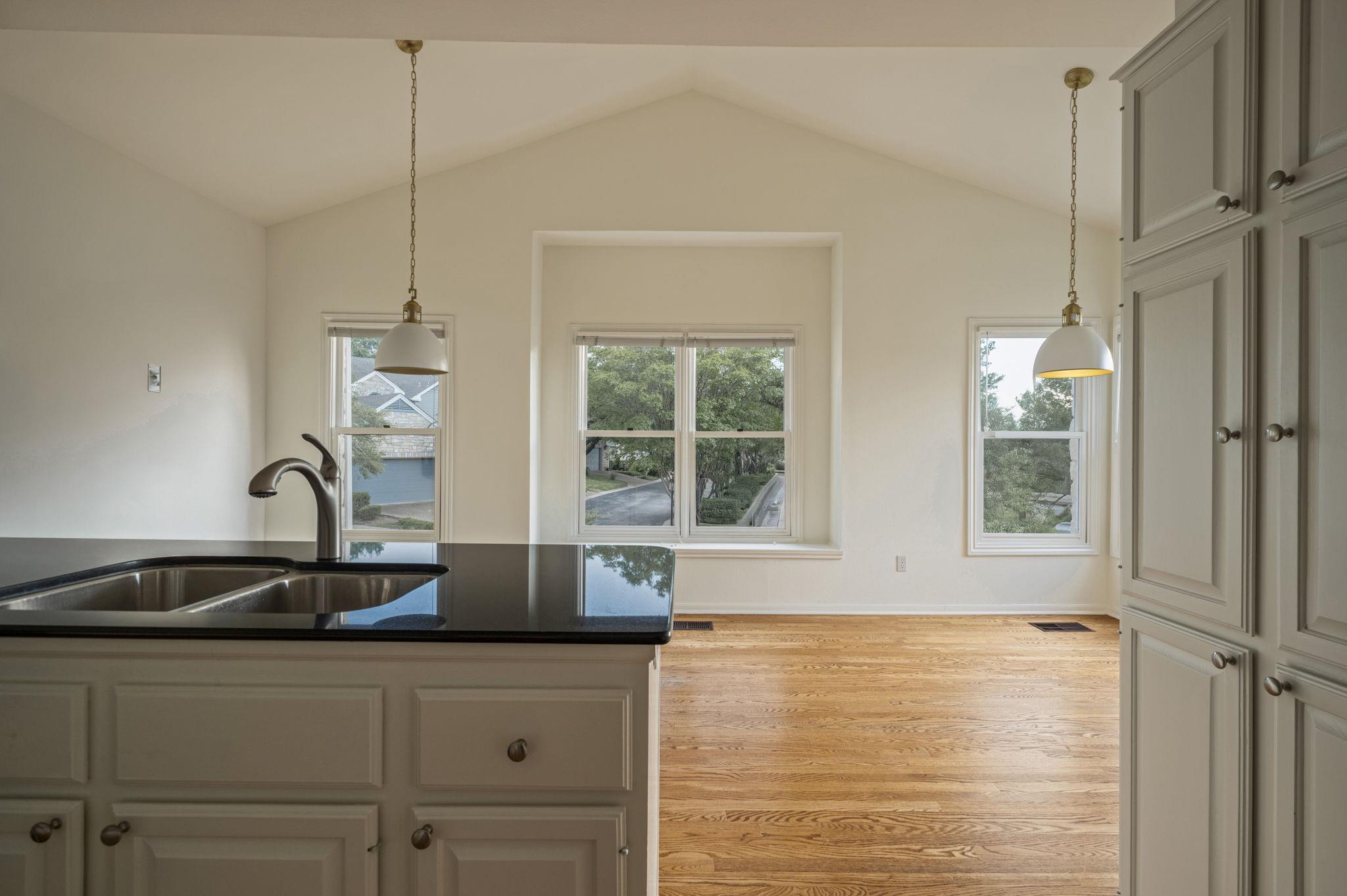 6010 Long Champ Ct # 113, Austin, TX 78746