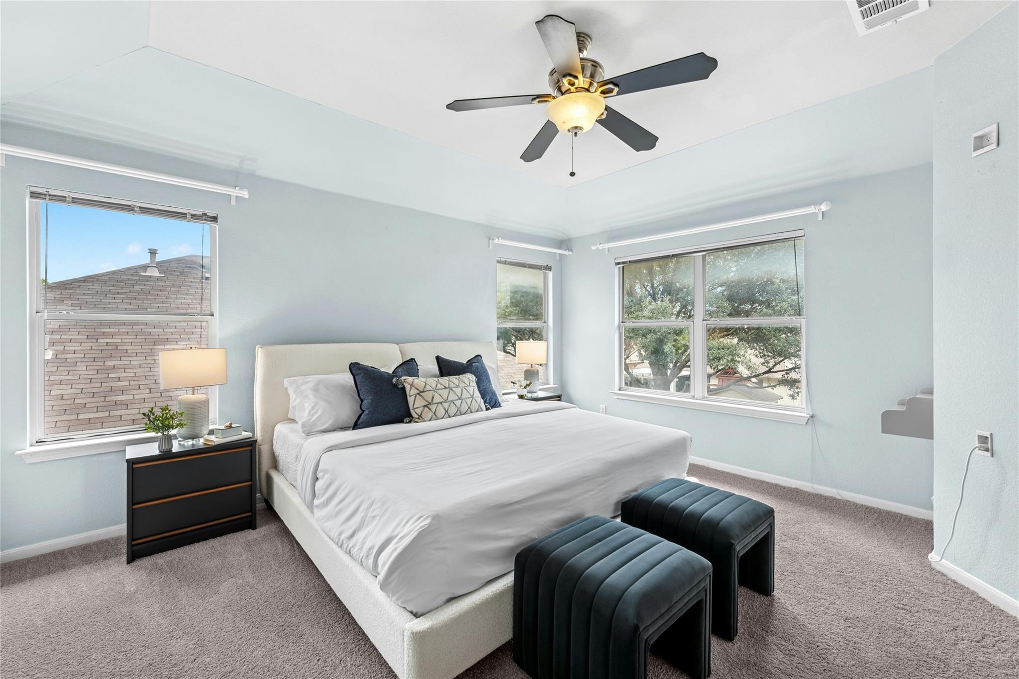 214 Grand Isle Dr, Round Rock, TX 78665