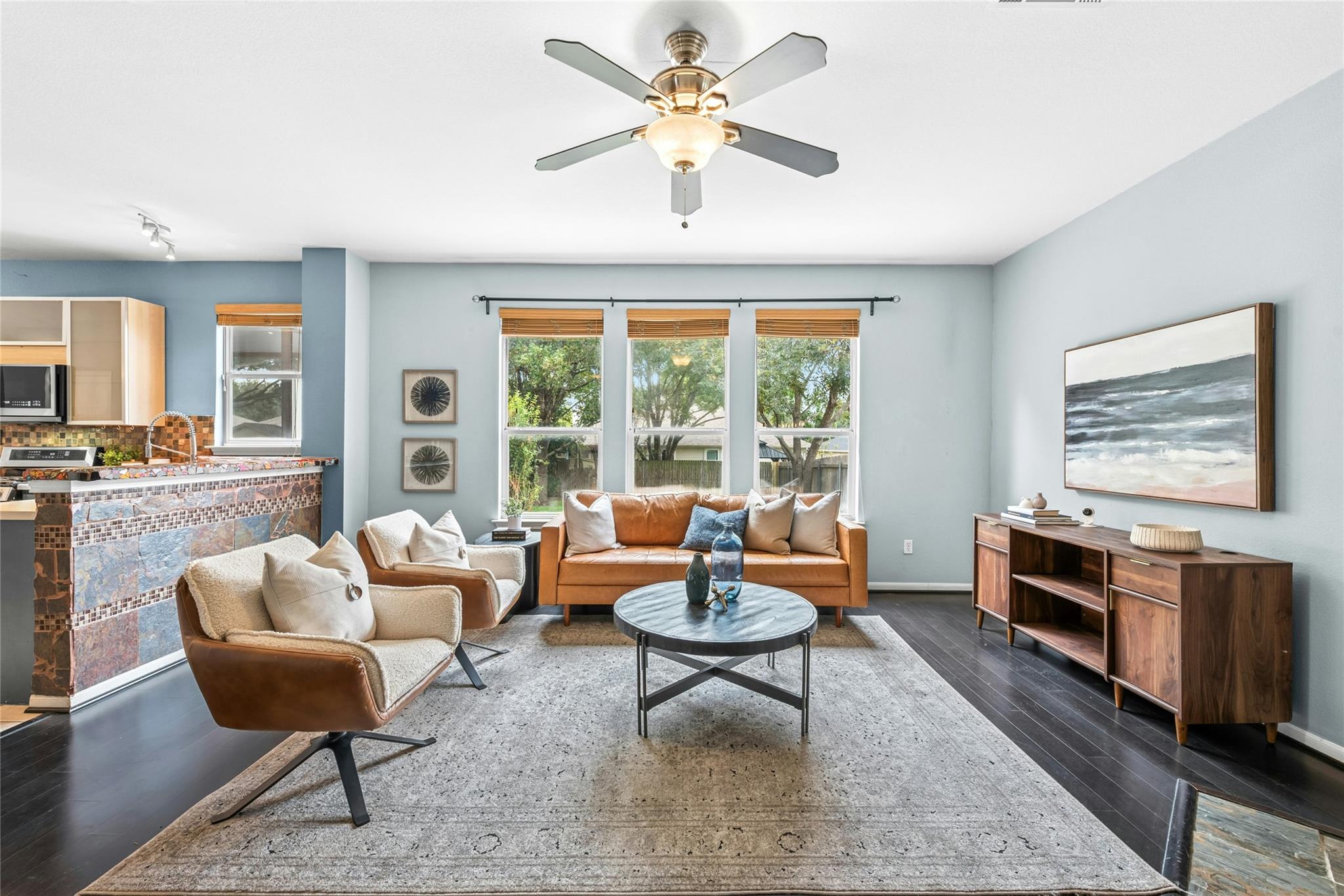 214 Grand Isle Dr, Round Rock, TX 78665