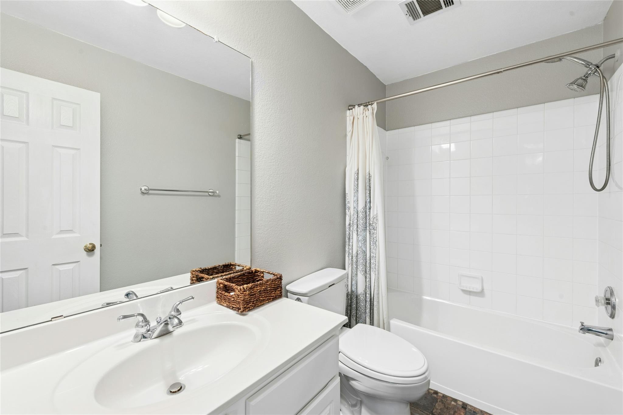 214 Grand Isle Dr, Round Rock, TX 78665