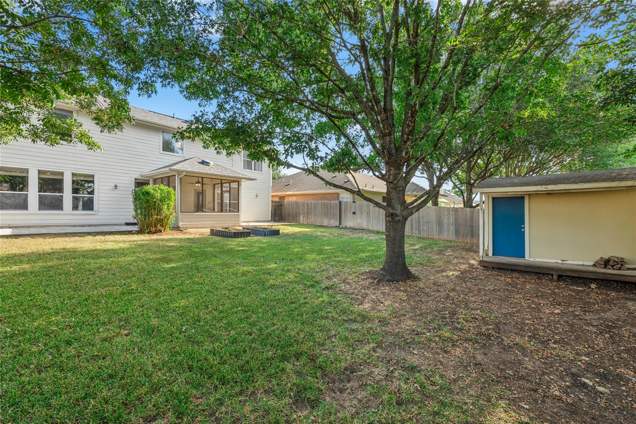 214 Grand Isle Dr, Round Rock, TX 78665