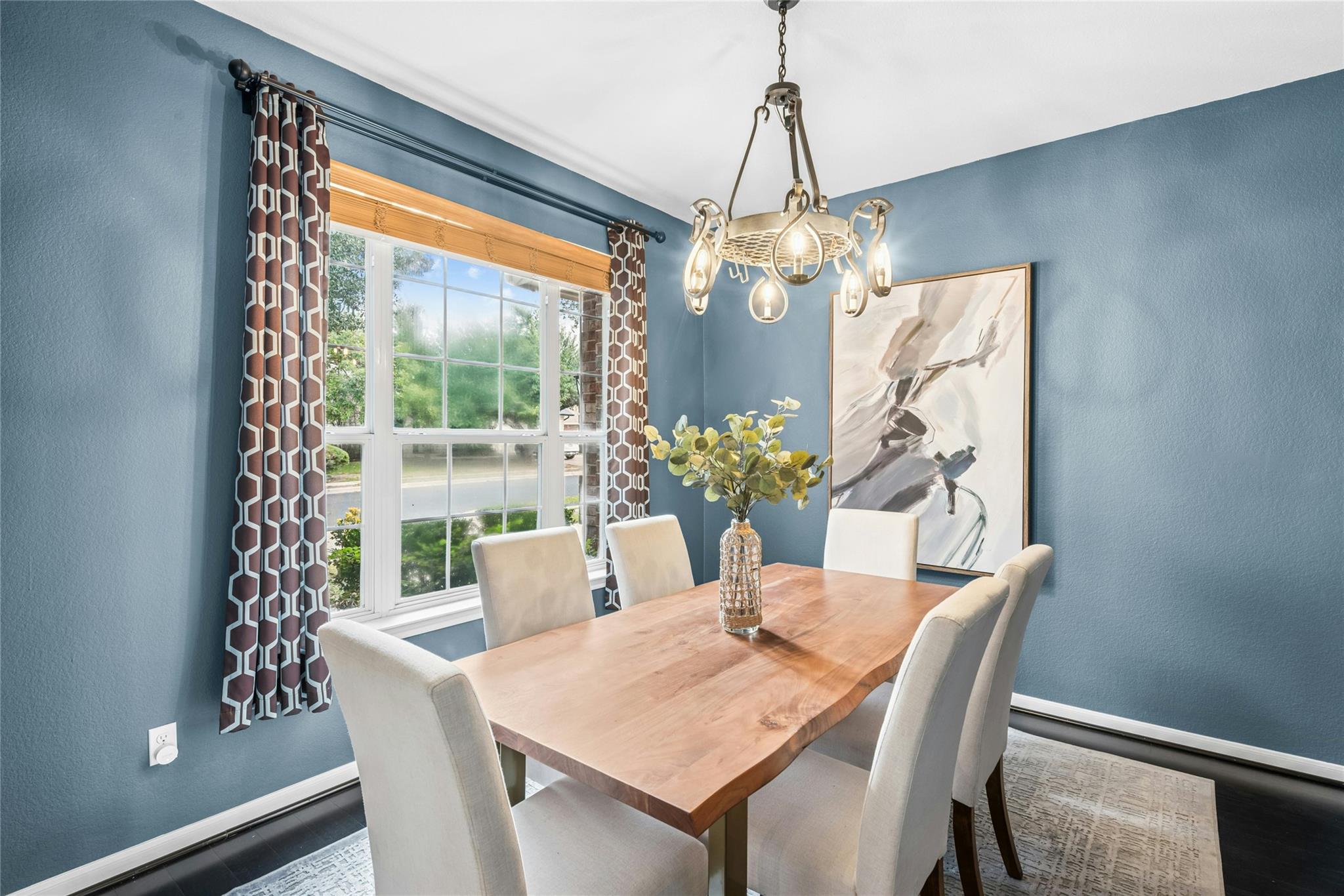 214 Grand Isle Dr, Round Rock, TX 78665