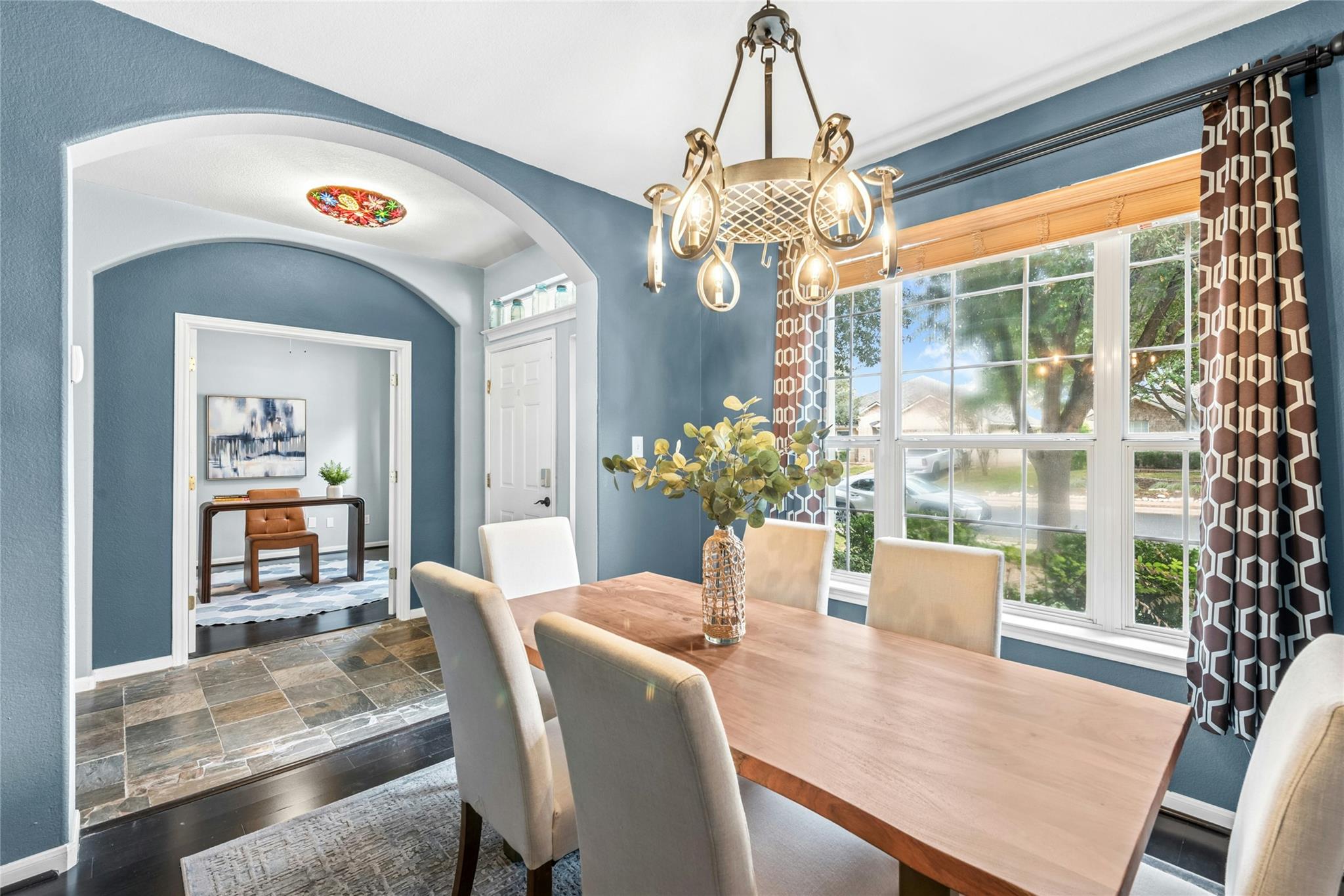 214 Grand Isle Dr, Round Rock, TX 78665