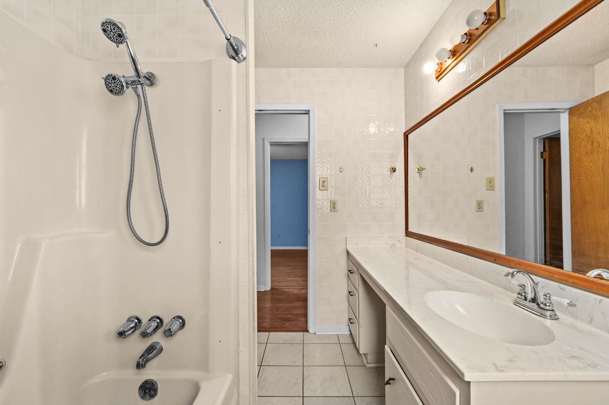 20 Snell Dr, Lampasas, TX 76550