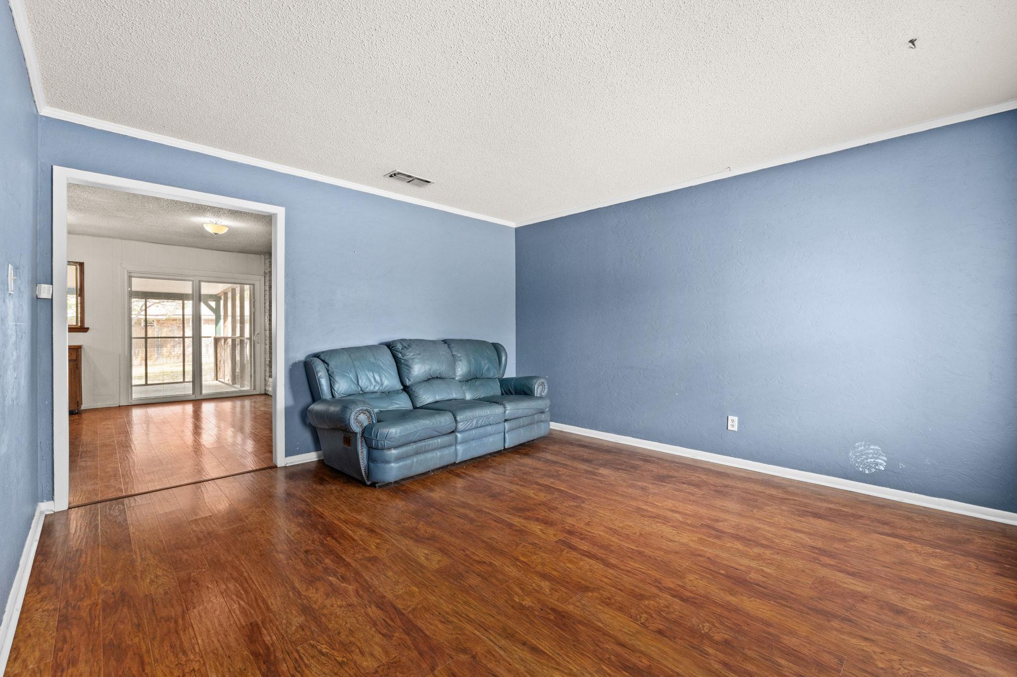 20 Snell Dr, Lampasas, TX 76550