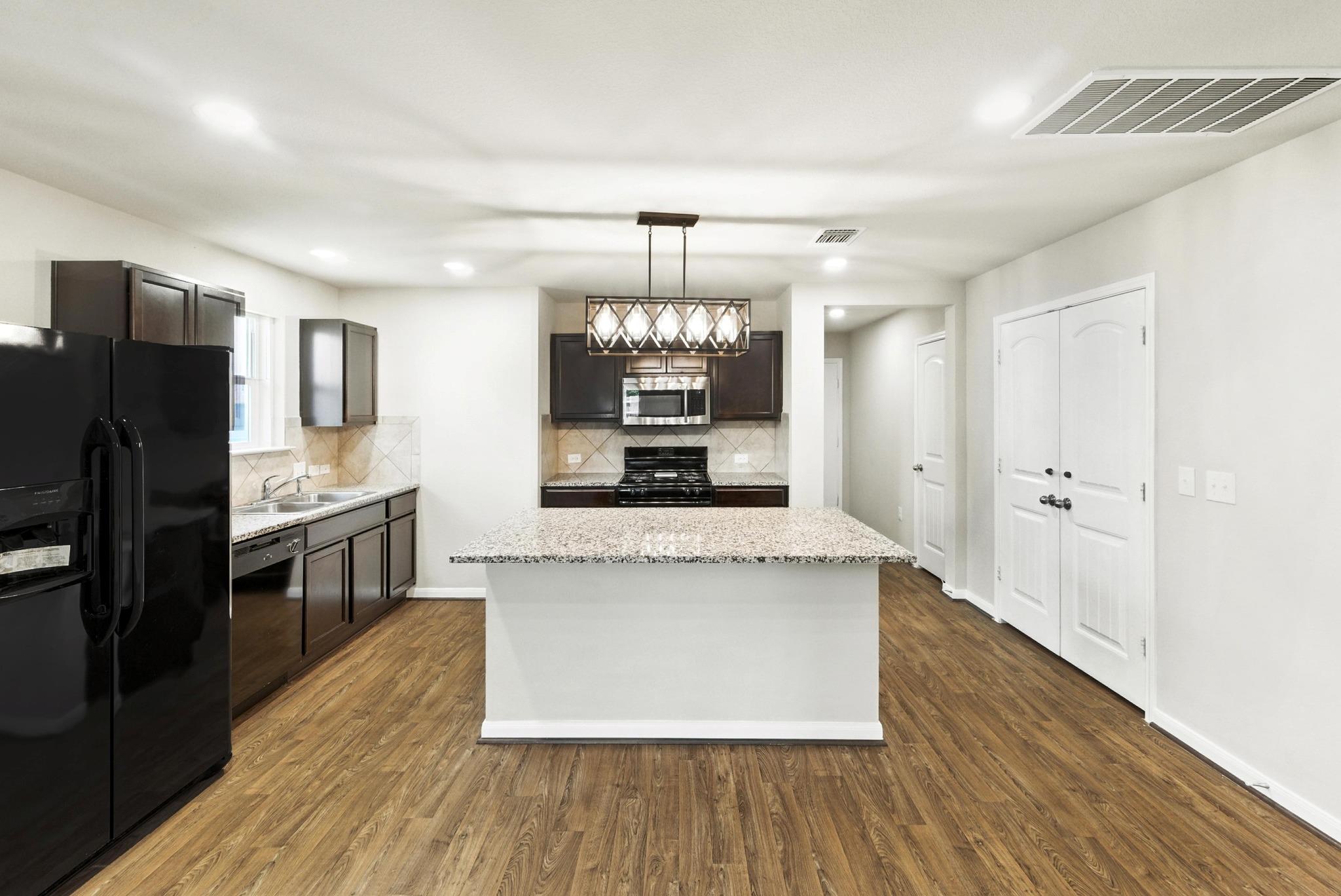 148 Alpha, Kyle, TX 78640